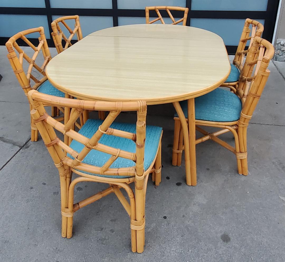 Mid-Century Modern 1960s Round Rattan Dining Table With 6 Rattan Dining Chairs And 1 Wide Leaf For Sale