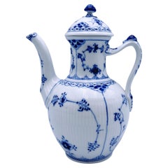 1960s Royal Copenhagen Blue Fluted Coffee / Tea pot, hand-painted, 1st-sorting