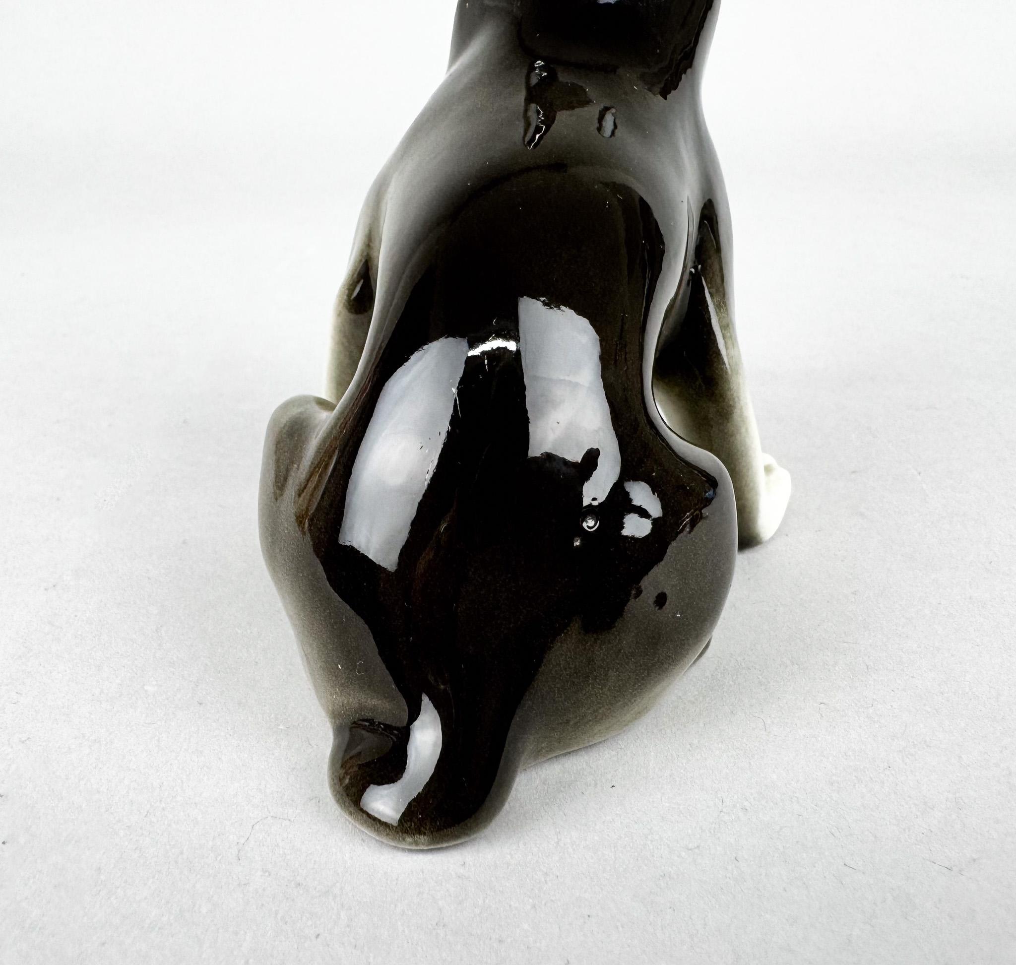 1960's Royal Dux Porcelain Statue of French Bulldog For Sale 2