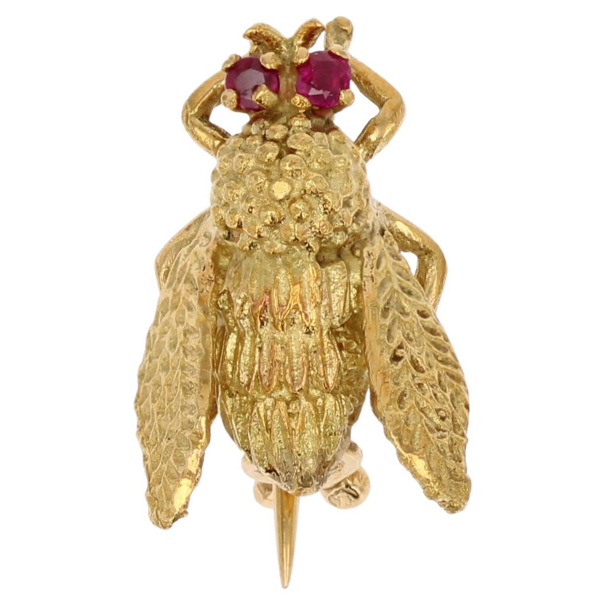 1960s Rubis Or jaune 18 carats Broche petite abeille