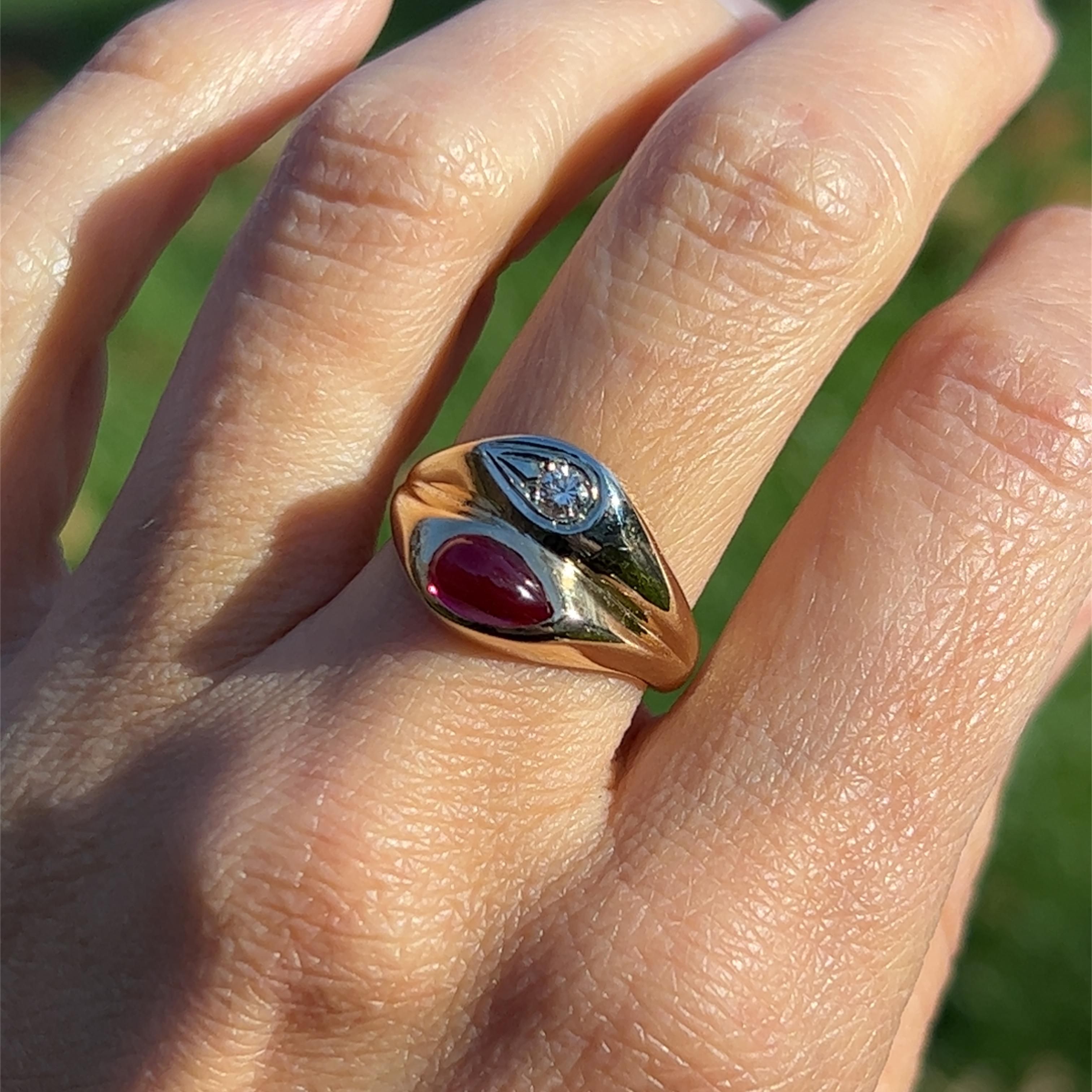 1960s Ruby and Diamond Yin Yang Design Ring in 14K Gold In Good Condition In Towson, MD