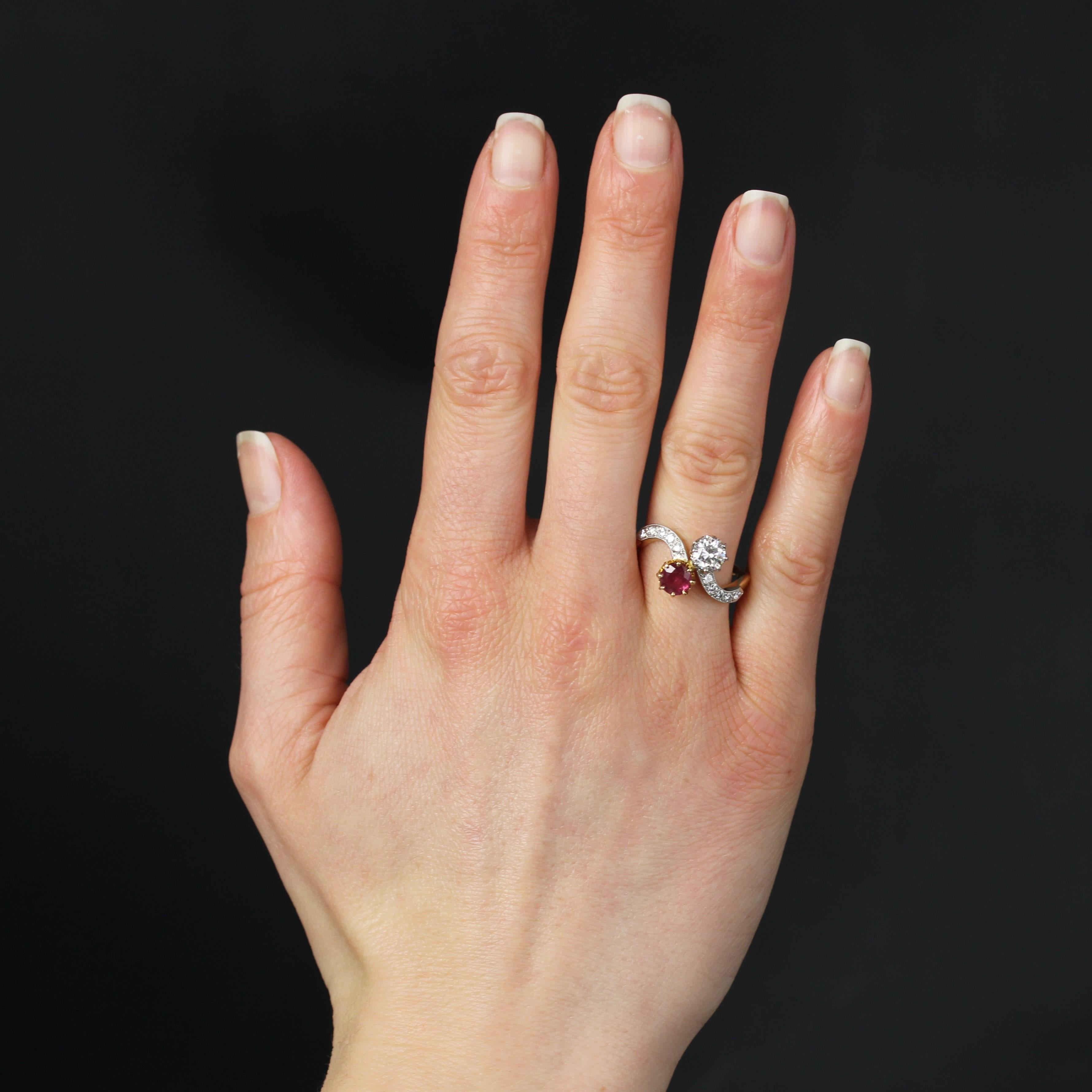 Ring in 18 karat yellow gold and platinum.
An elegant antique ring, it's called You and Me by its 2 main stones held in claws at the top. One is a brilliant-cut diamond and the other a ruby. The start of the ring forms a curve on either side, each