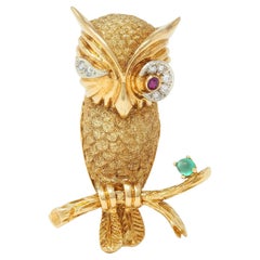 1960s Ruby Emerald Diamond 18 Karat Yellow Gold Vintage Owl Brooch