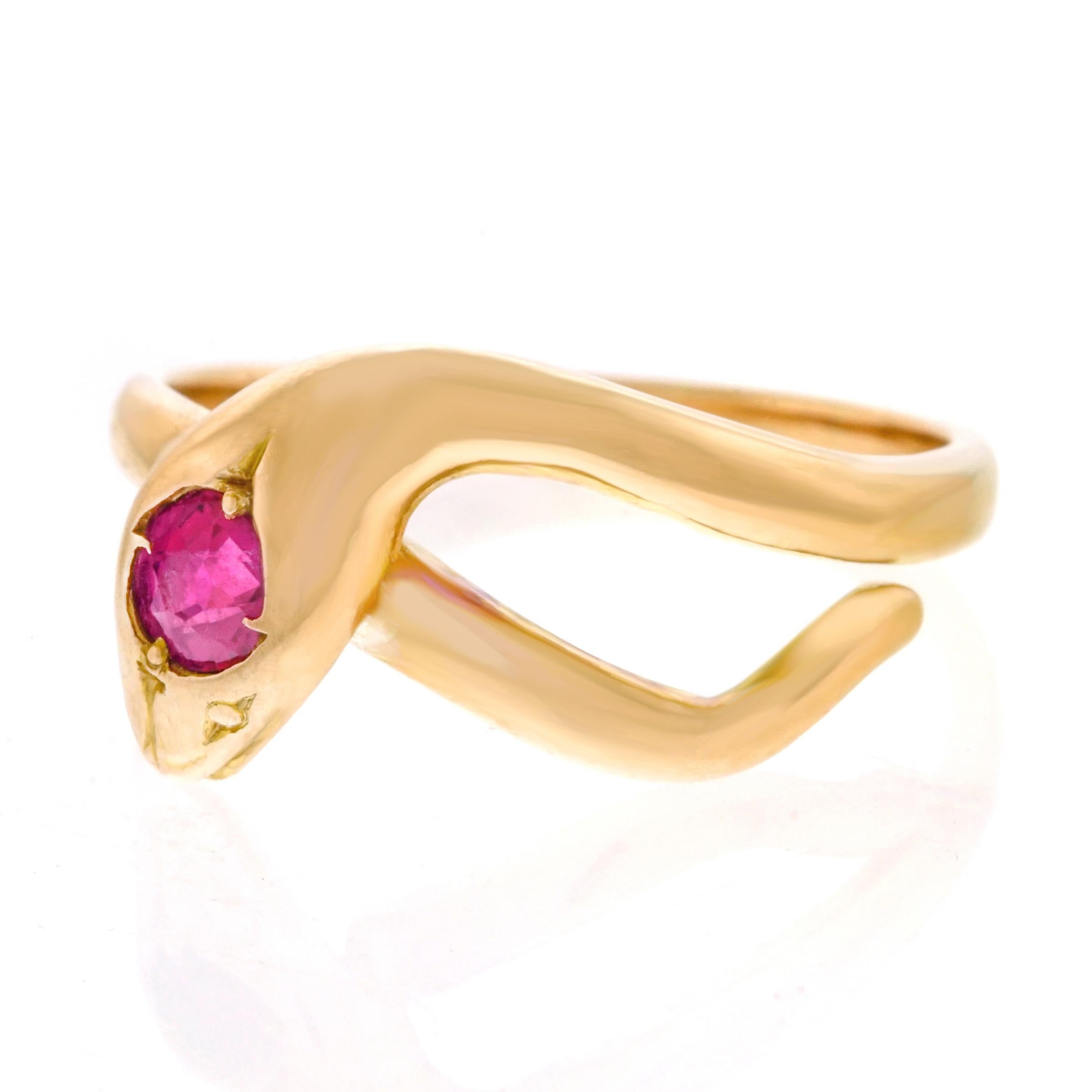 1960s Ruby Set Gold Snake Ring In Excellent Condition In Litchfield, CT