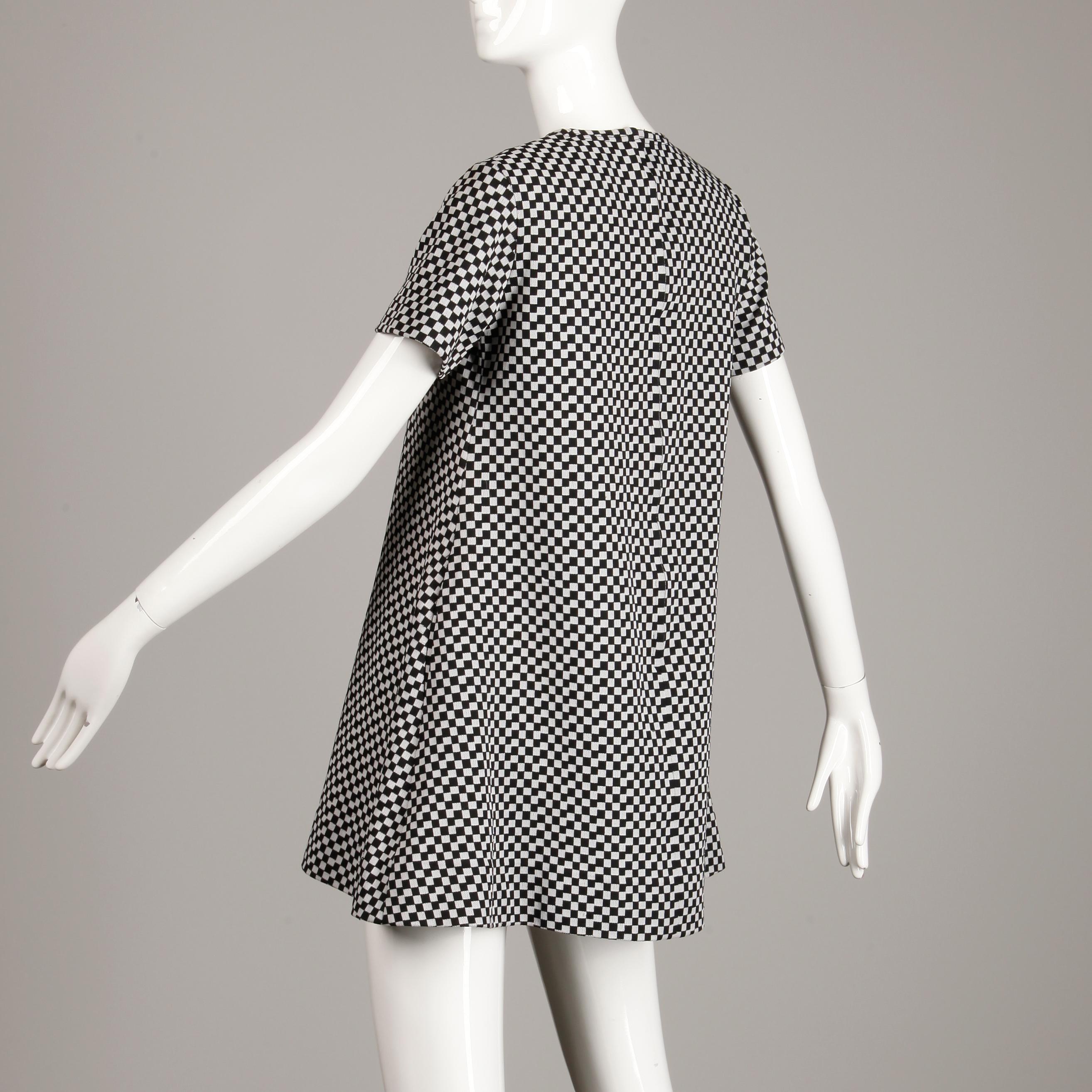 1960s Rudi Gernreich/ Harmon Knitwear Vintage Mod B&W Checker Mini Dress In Good Condition In Sparks, NV