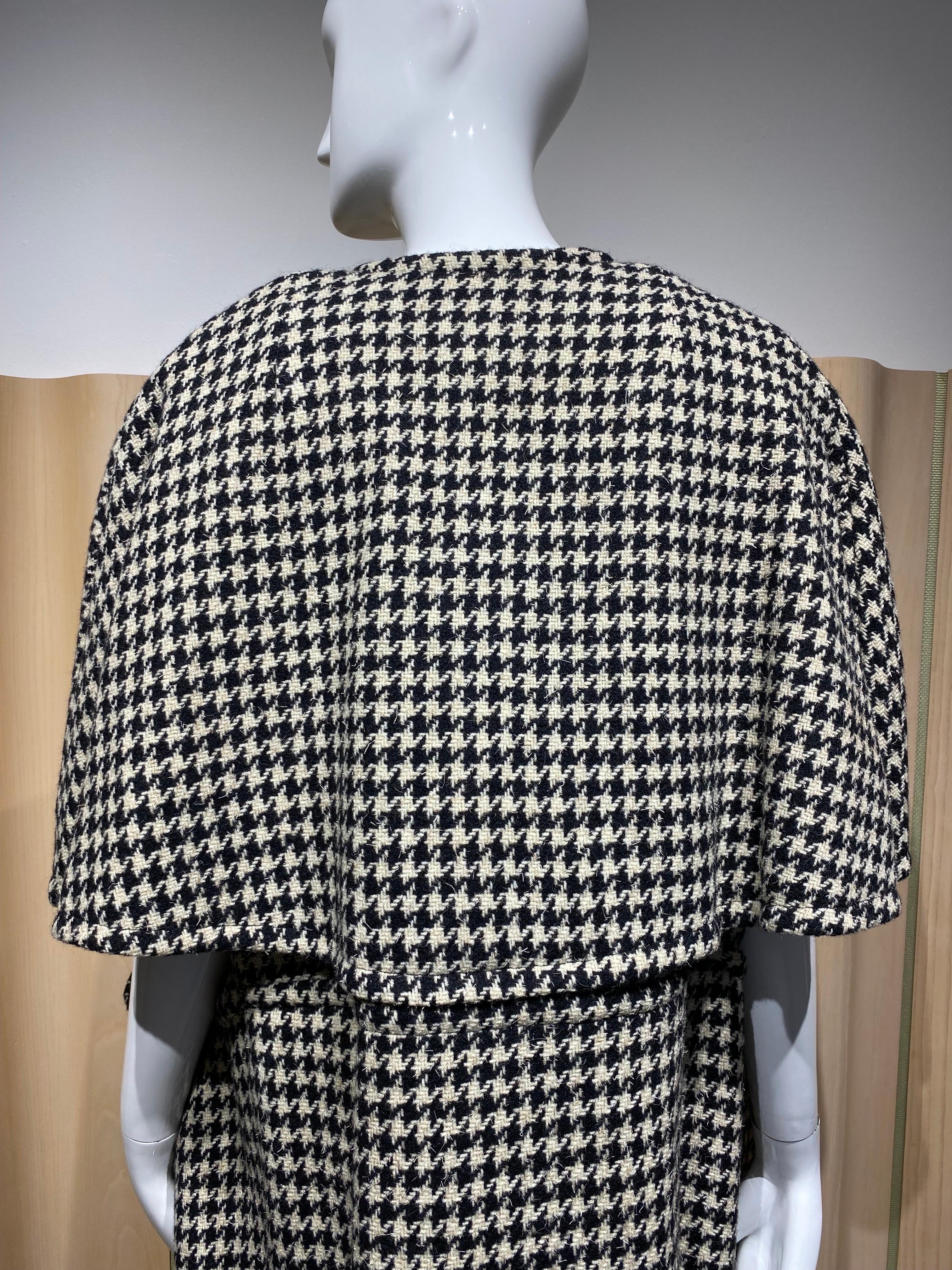 Women's 1960s Rudi Gernreich Houndstooth Wool Cape Coat with Large Pockets
