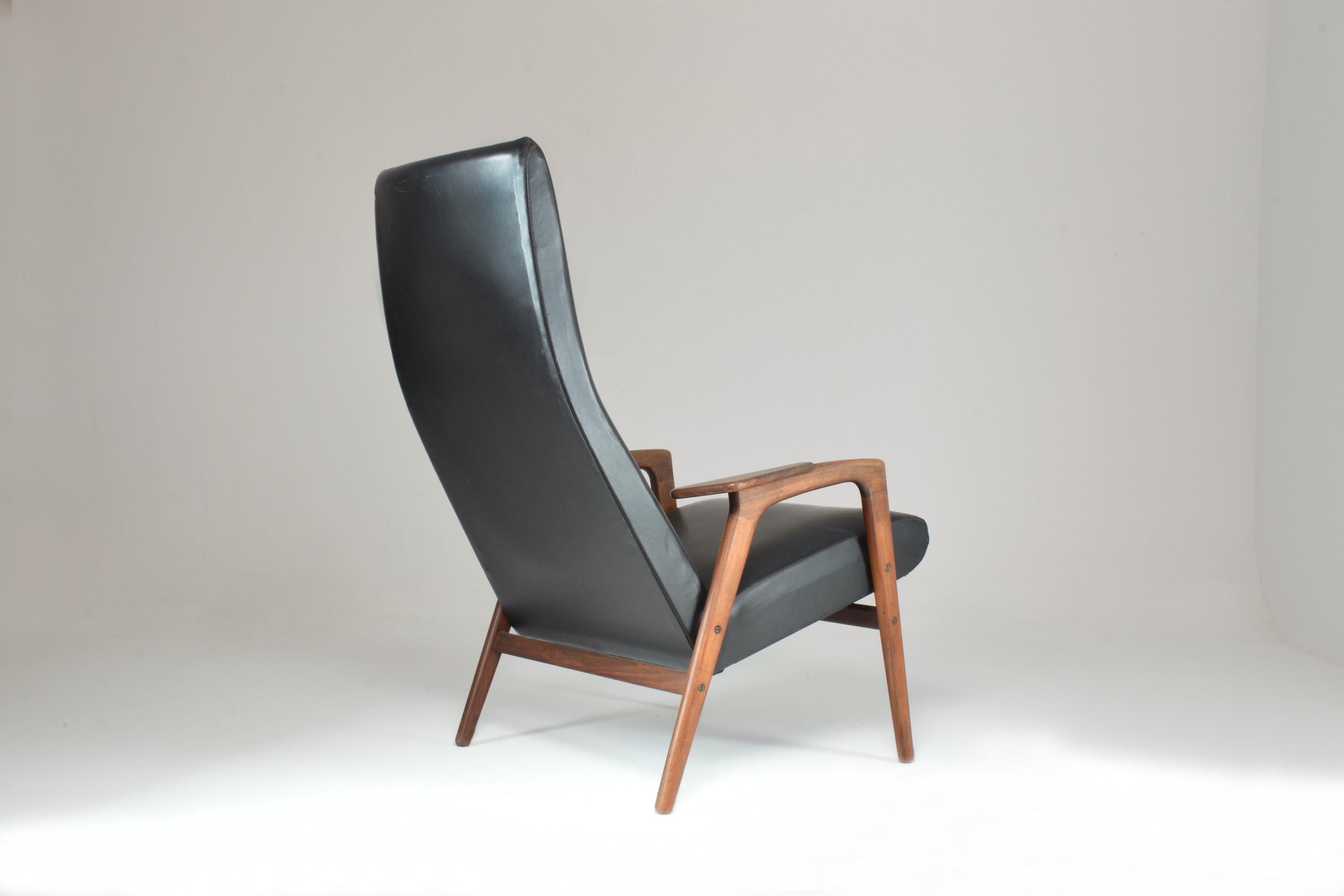 1960's Ruster Lounge Chair von Yngve Ekström für Pastoe im Zustand „Gut“ im Angebot in Paris, FR