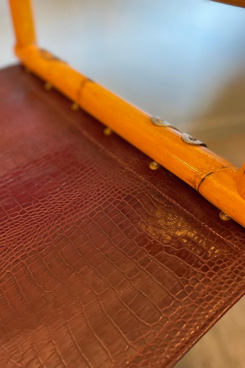 1960er Jahre Ryda Levi's McGuire Regiestuhl aus Holz, Leder und Messing im Angebot 7