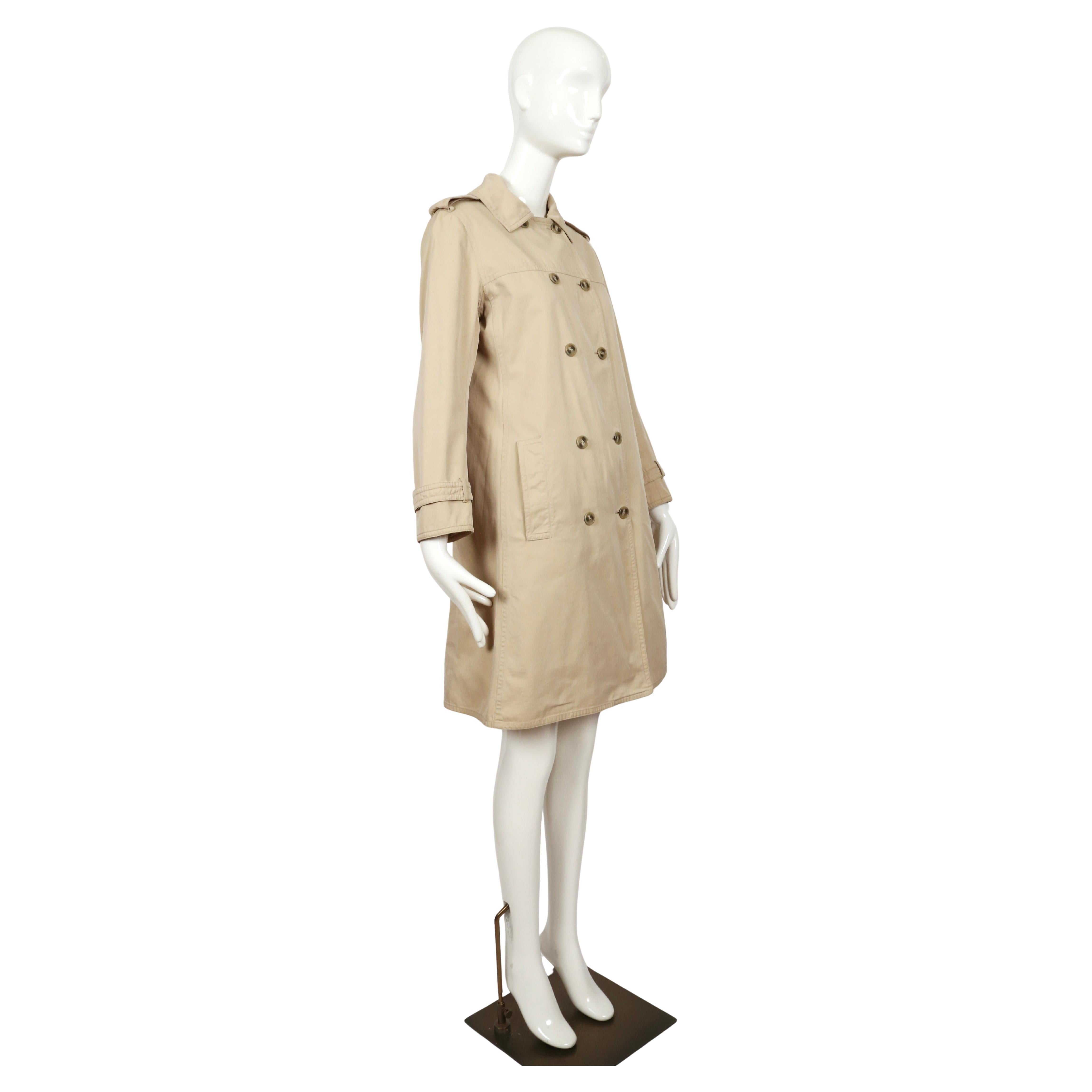 1960's SAINT LAURENT tan A-line cotton gaberdine trench coat In Good Condition For Sale In San Fransisco, CA