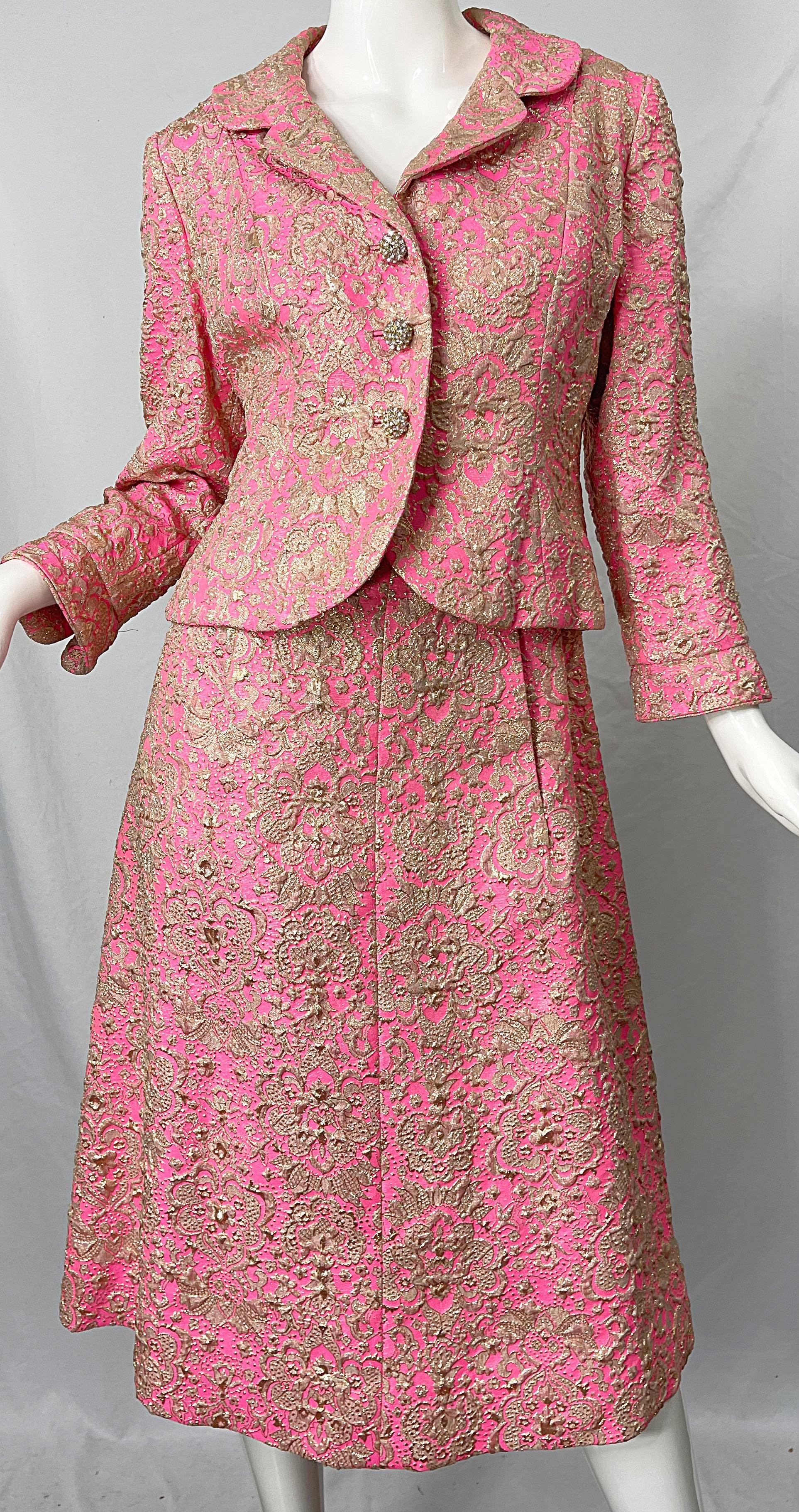 1960s Saks 5th Avenue Pink + Gold Silk Brocade A Line Dress / Jacket 60s Set For Sale 5