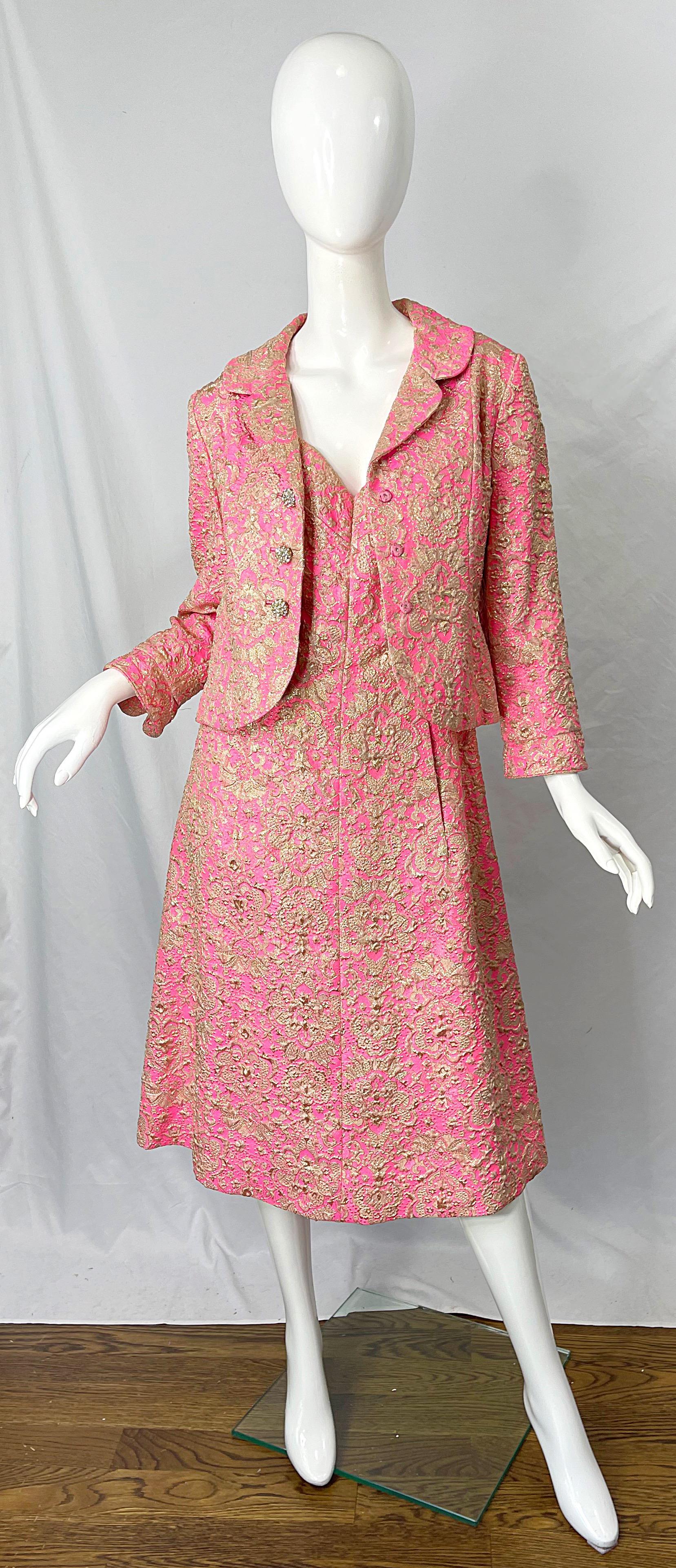 1960s Saks 5th Avenue Pink + Gold Silk Brocade A Line Dress / Jacket 60s Set For Sale 6