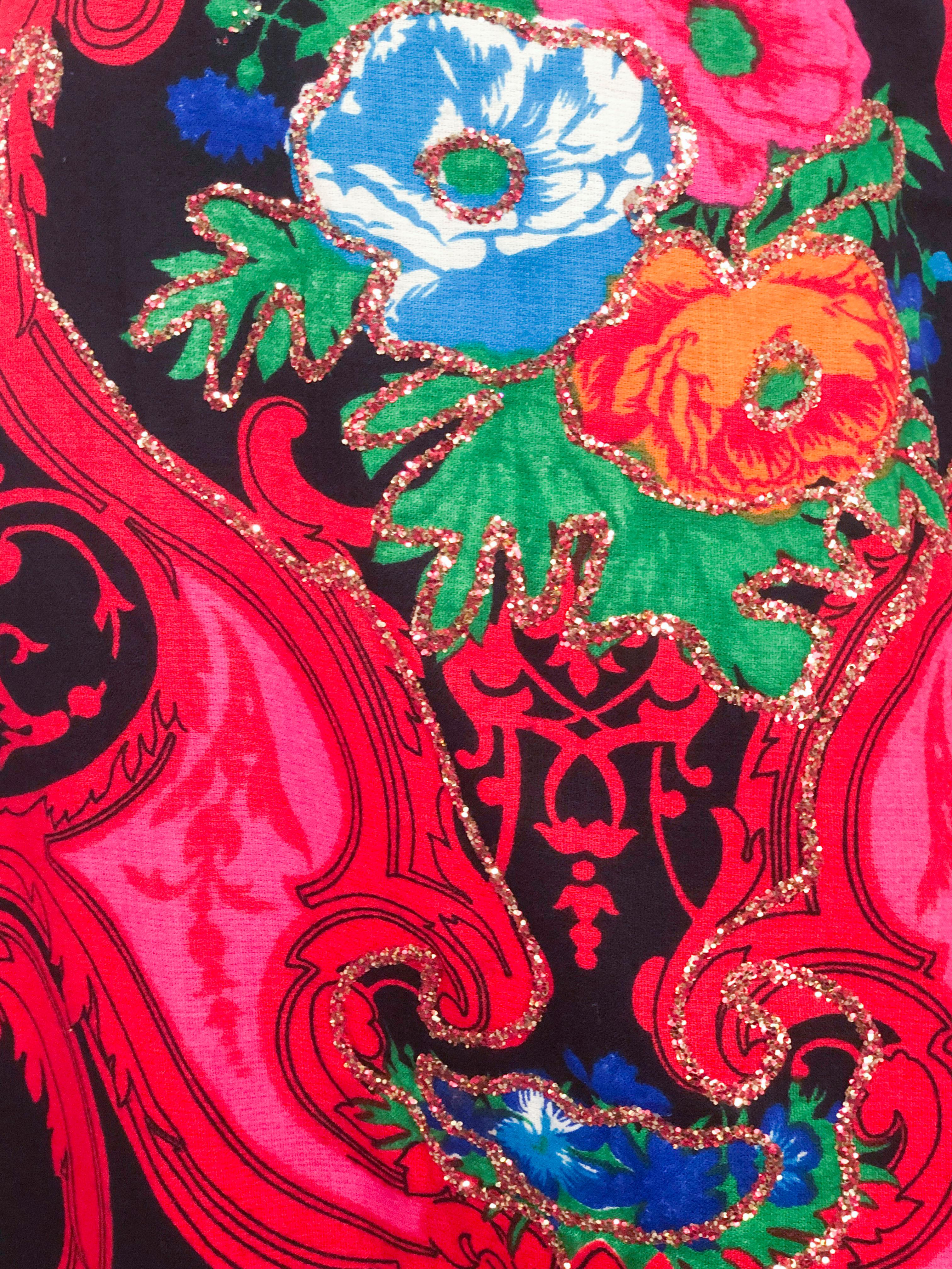 Saks Fifth Ave jupe imprimée psychédélique avec paillettes des années 1960 Bon état - En vente à San Francisco, CA