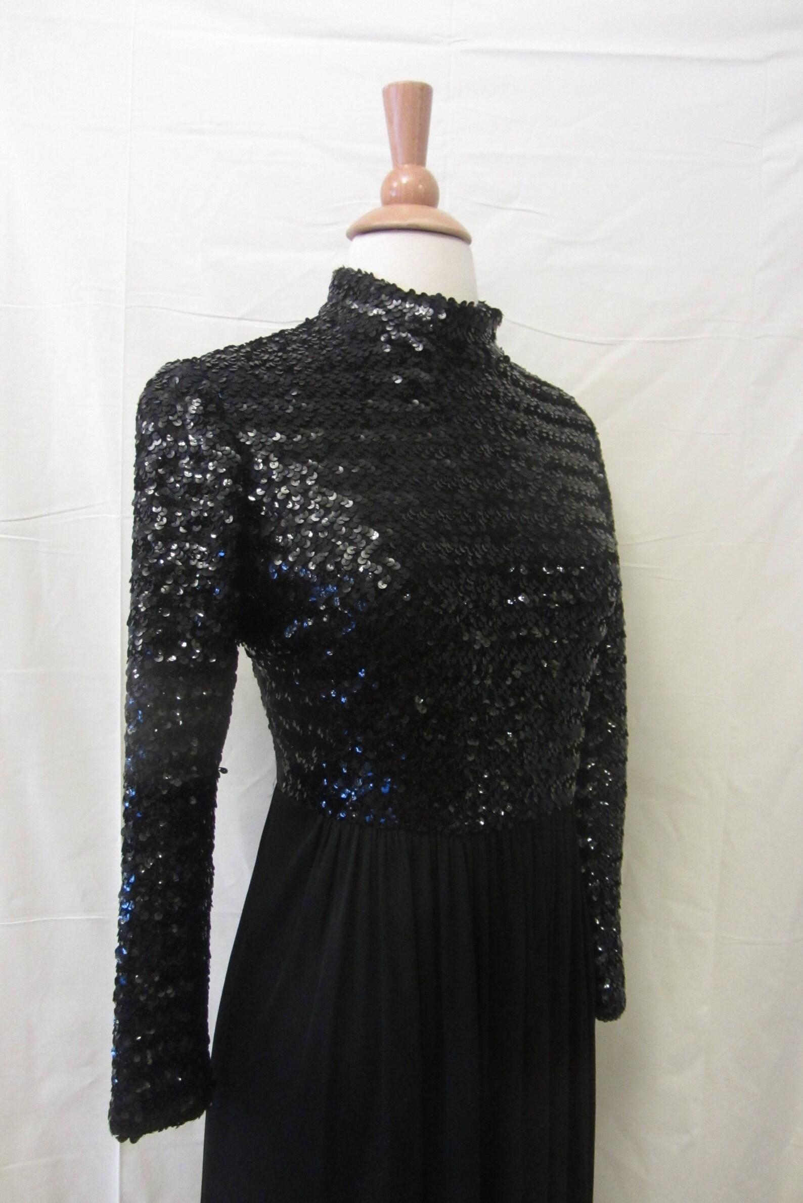 1960s Saks Fifth Avenue Paillette Sequin Dress For Sale 4