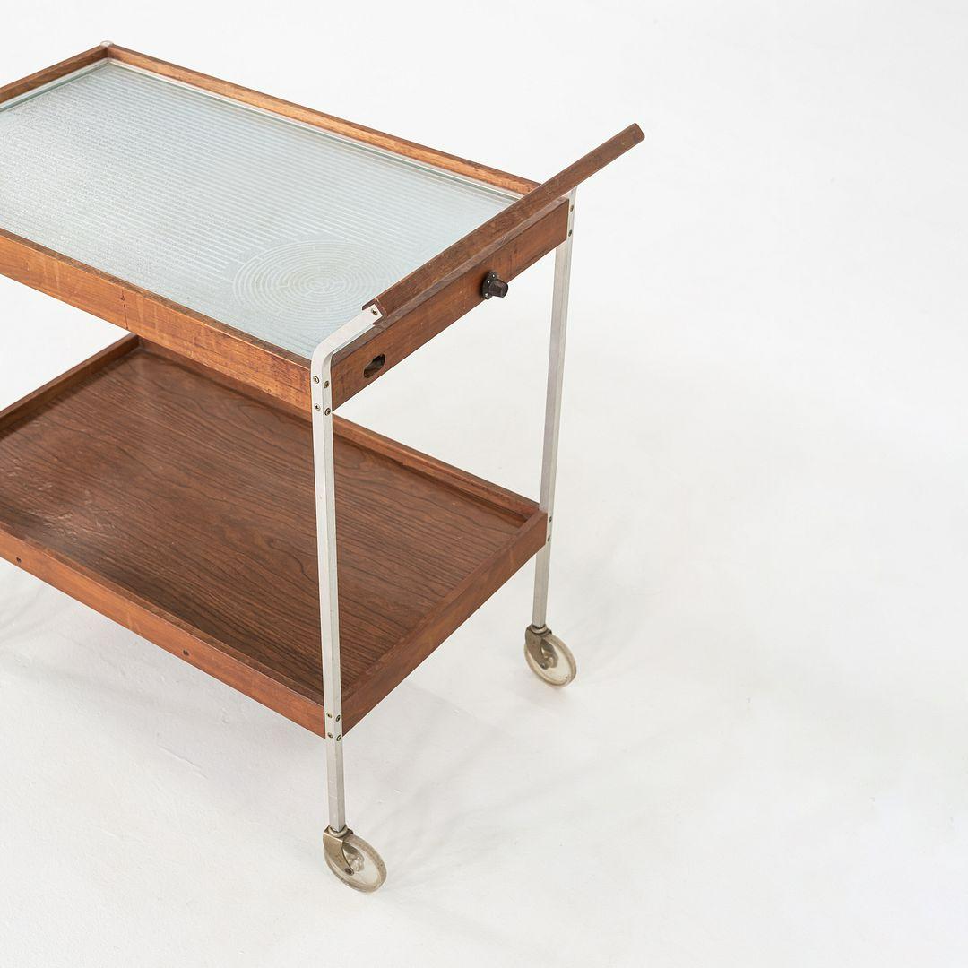 1960, Salton Hotable Two-Tier Heated Buffet Cart, Model No H-358 en vente 4