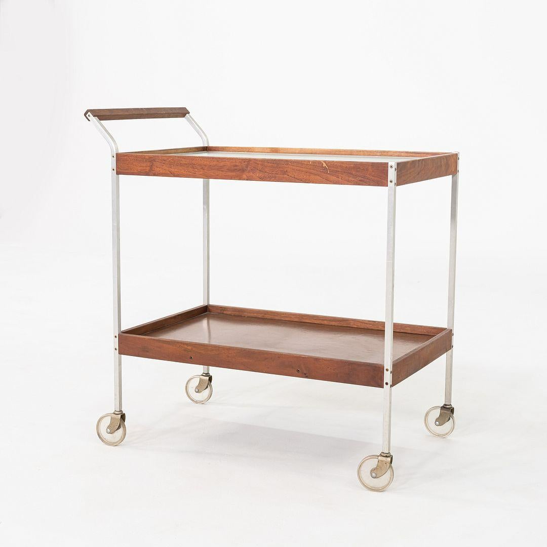 1960, Salton Hotable Two-Tier Heated Buffet Cart, Model No H-358 en vente 1