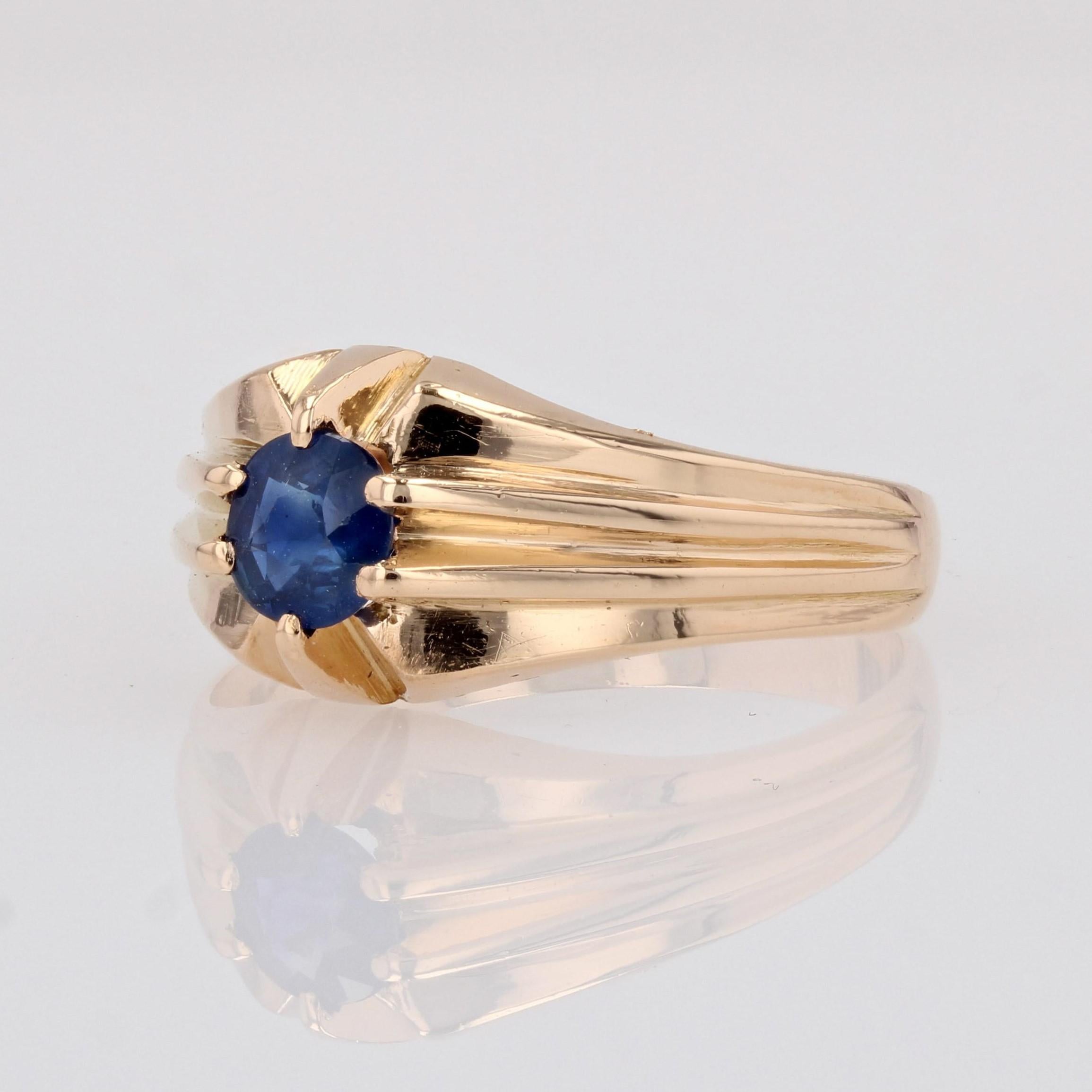 Women's or Men's 1960s Sapphire 18 Karat Yellow Gold Bangle Ring For Sale