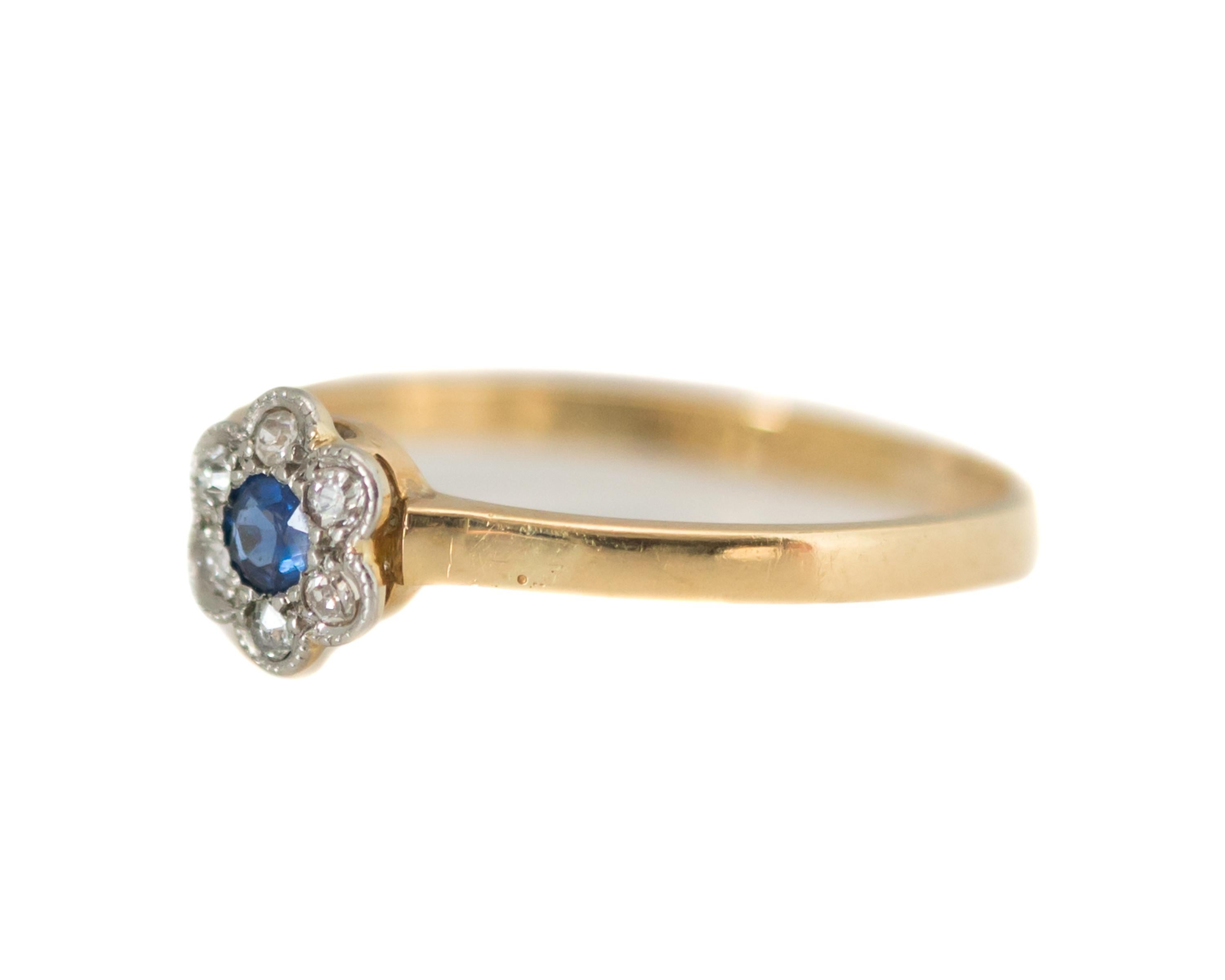 Women's 1960s Sapphire, Diamond and 18 Karat Gold Two-Tone Floral Ring For Sale
