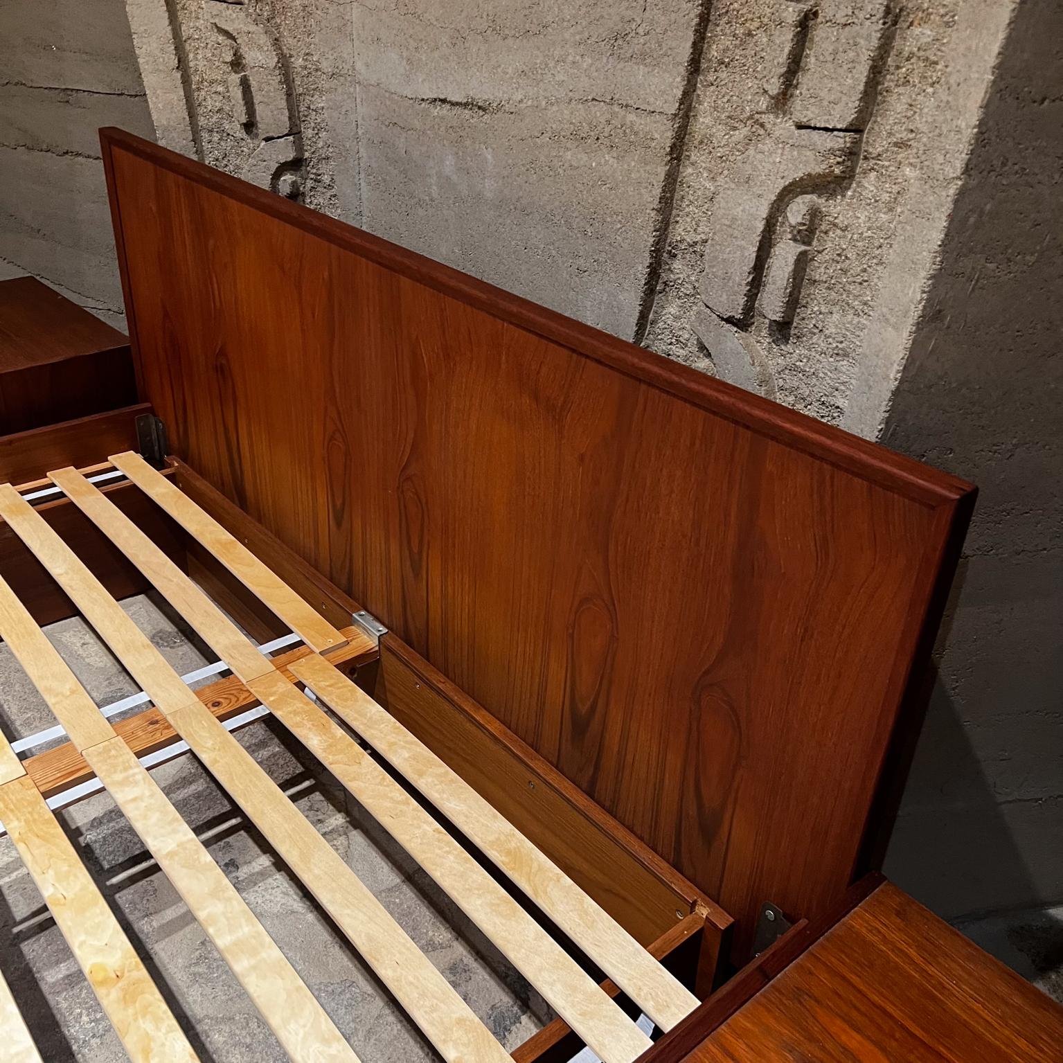 1960s Scandia Queen Teak Bed With Nightstands Vintage Modern Norway For Sale 3