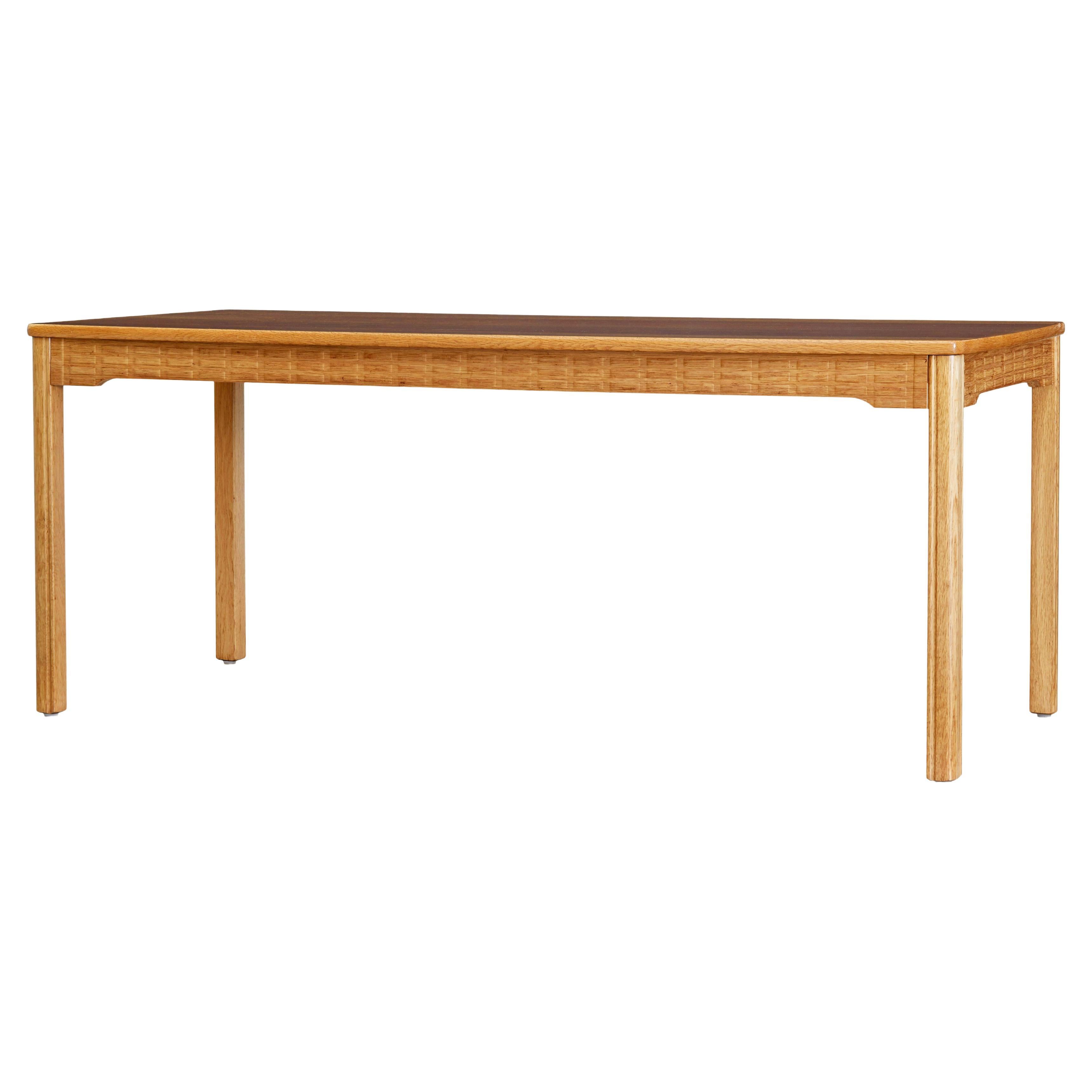 1960’s Scandinavian carved oak coffee table in vendita