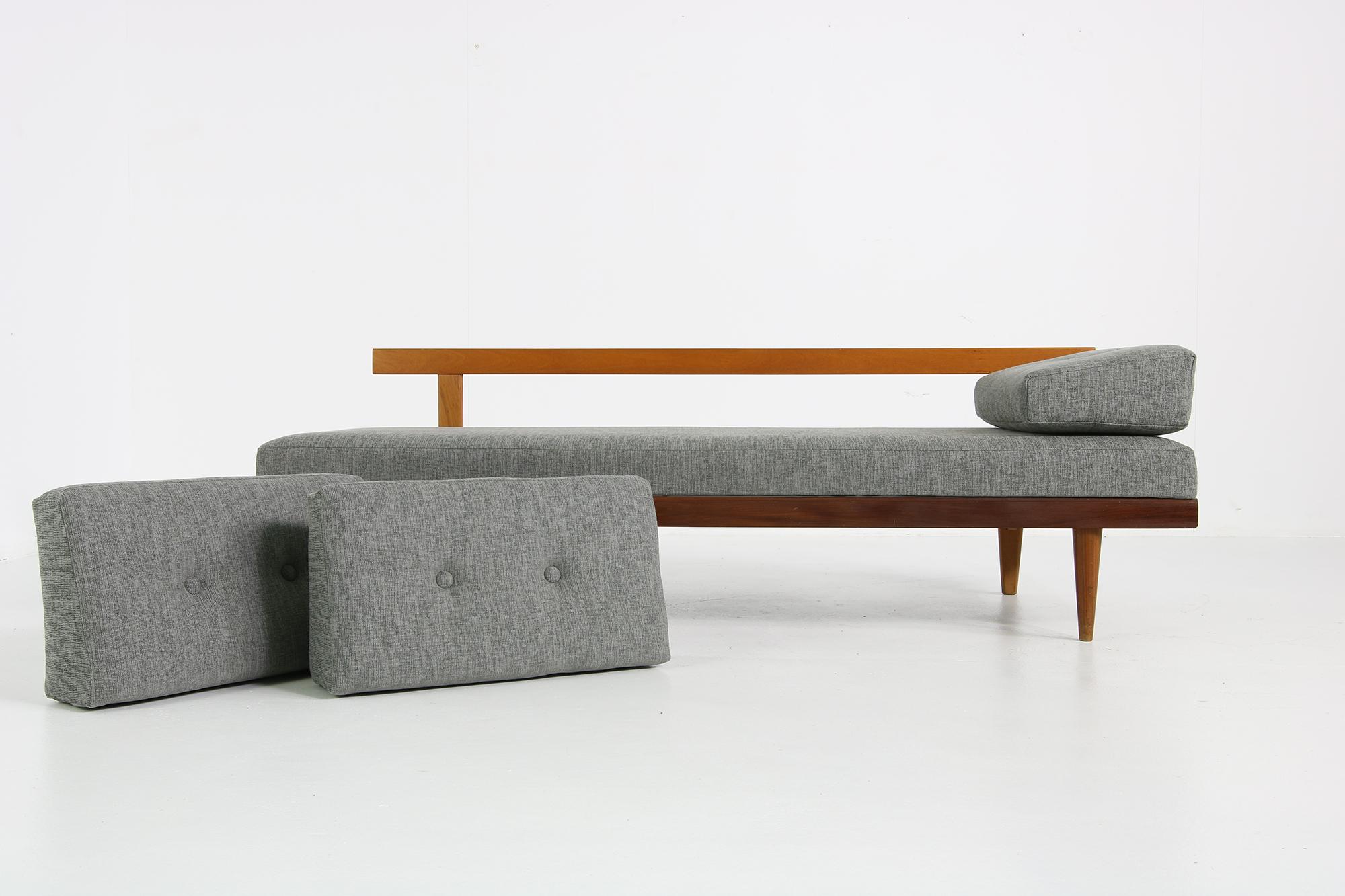 Daybed scandinavo anni '60, Svane Mobler, Teak e Beeche, Divano Mid Century Mobler 1