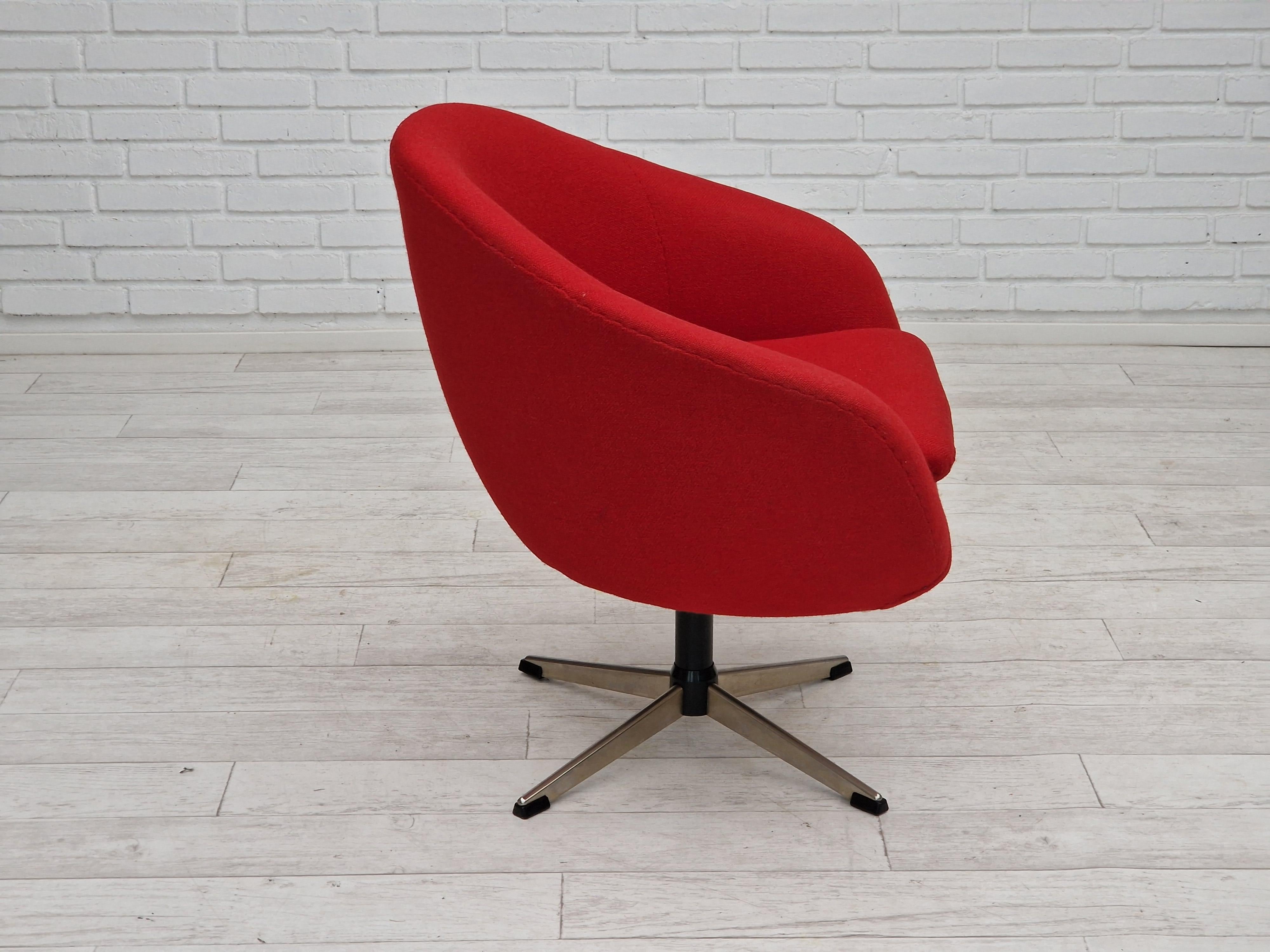 Mid-20th Century 1960s, Scandinavian Design by Karl Eric Klote, Swivel Lounge Chair, Wool For Sale