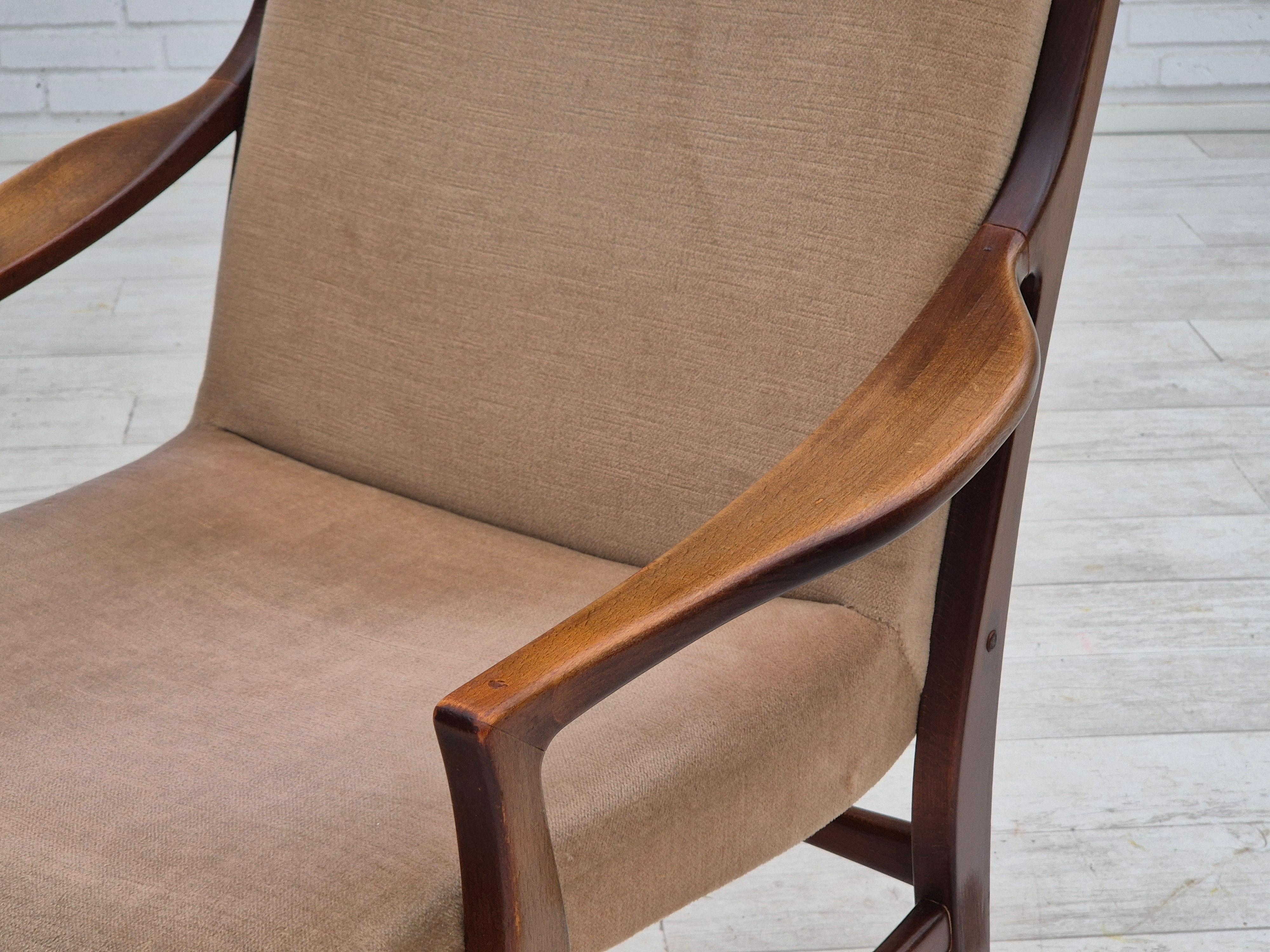 Fauteuil à dossier haut, design scandinave, état d'origine, années 1960 en vente 6