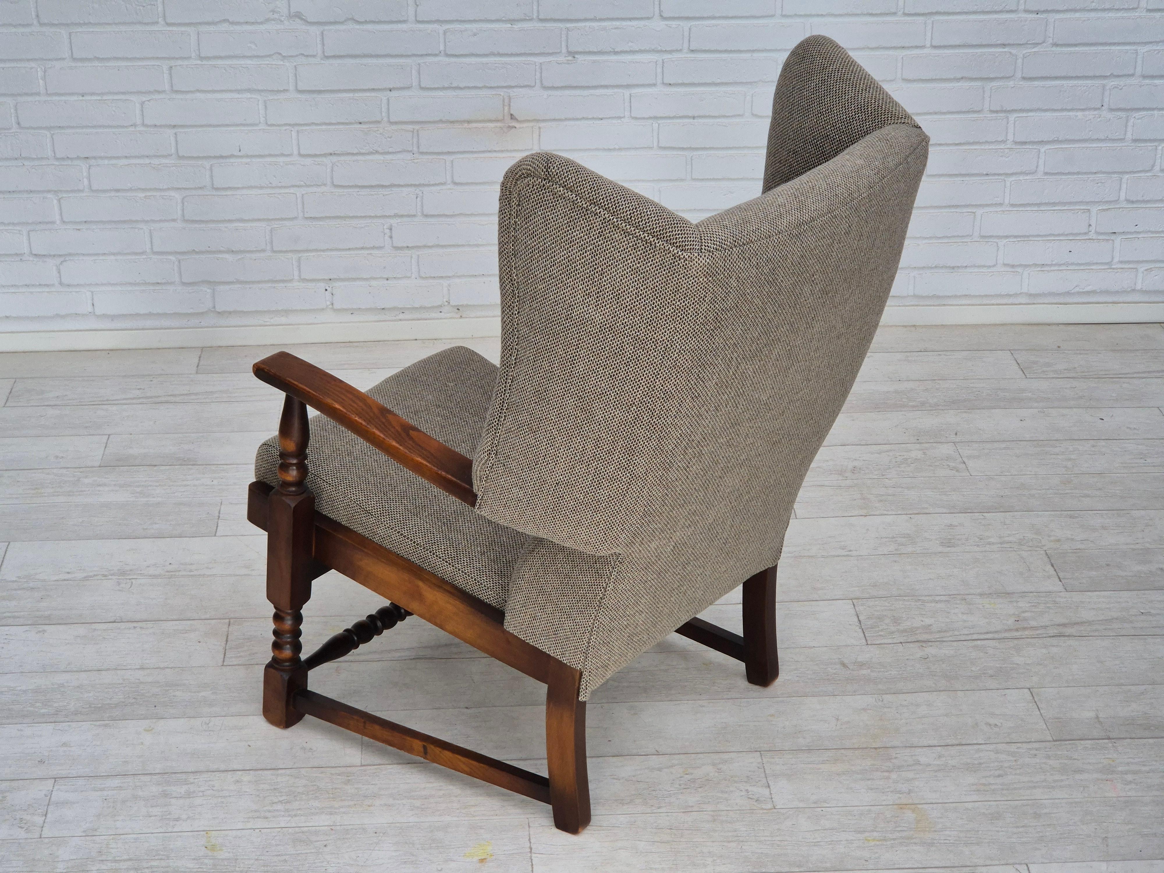 1960er Jahre, skandinavisches Design, Sessel neu gepolstert, Wollstoff, Eichenholz. im Angebot 5