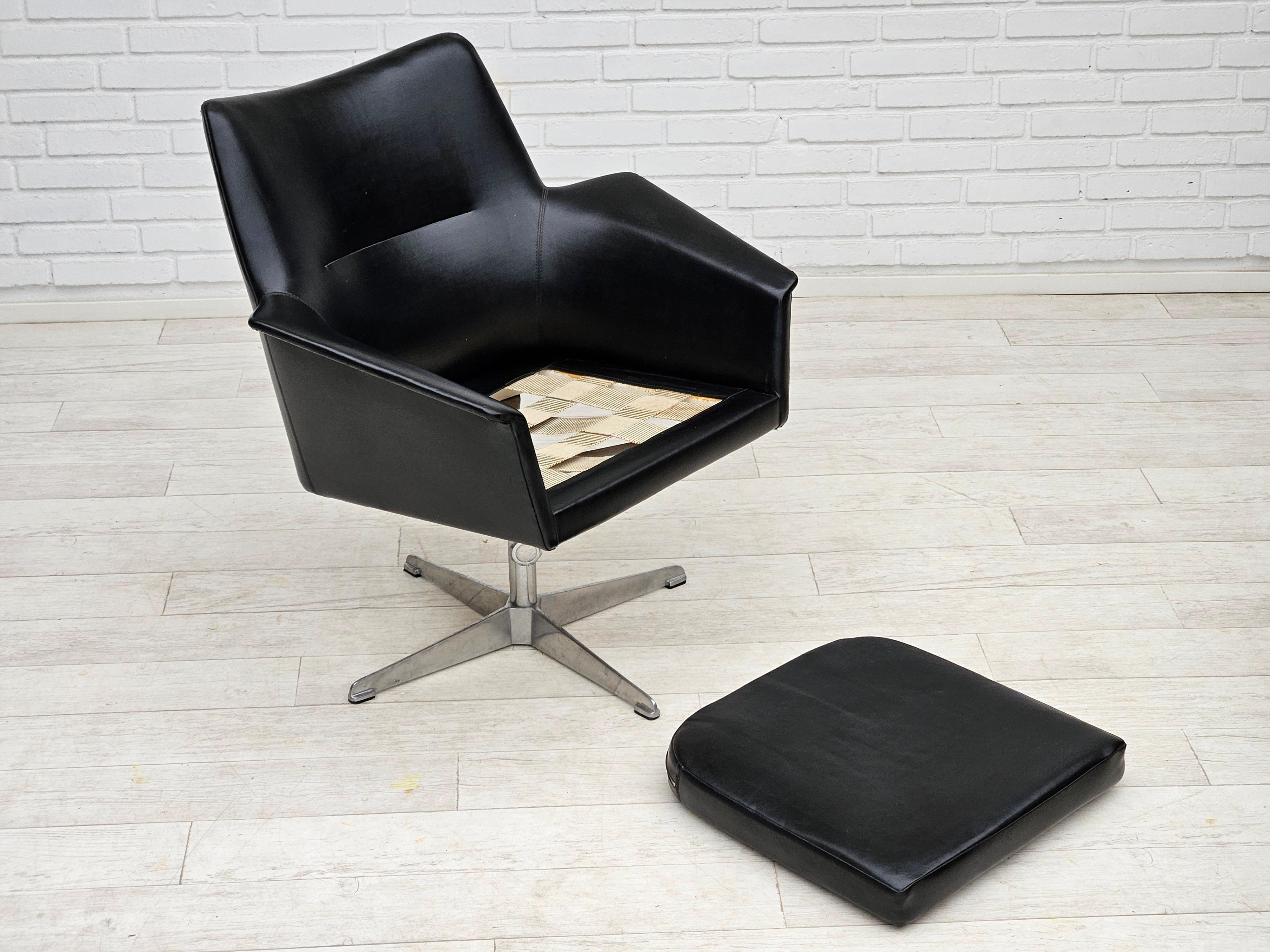 1960s, scandinavian design, swivel chair, original condition, artificial leather For Sale 7