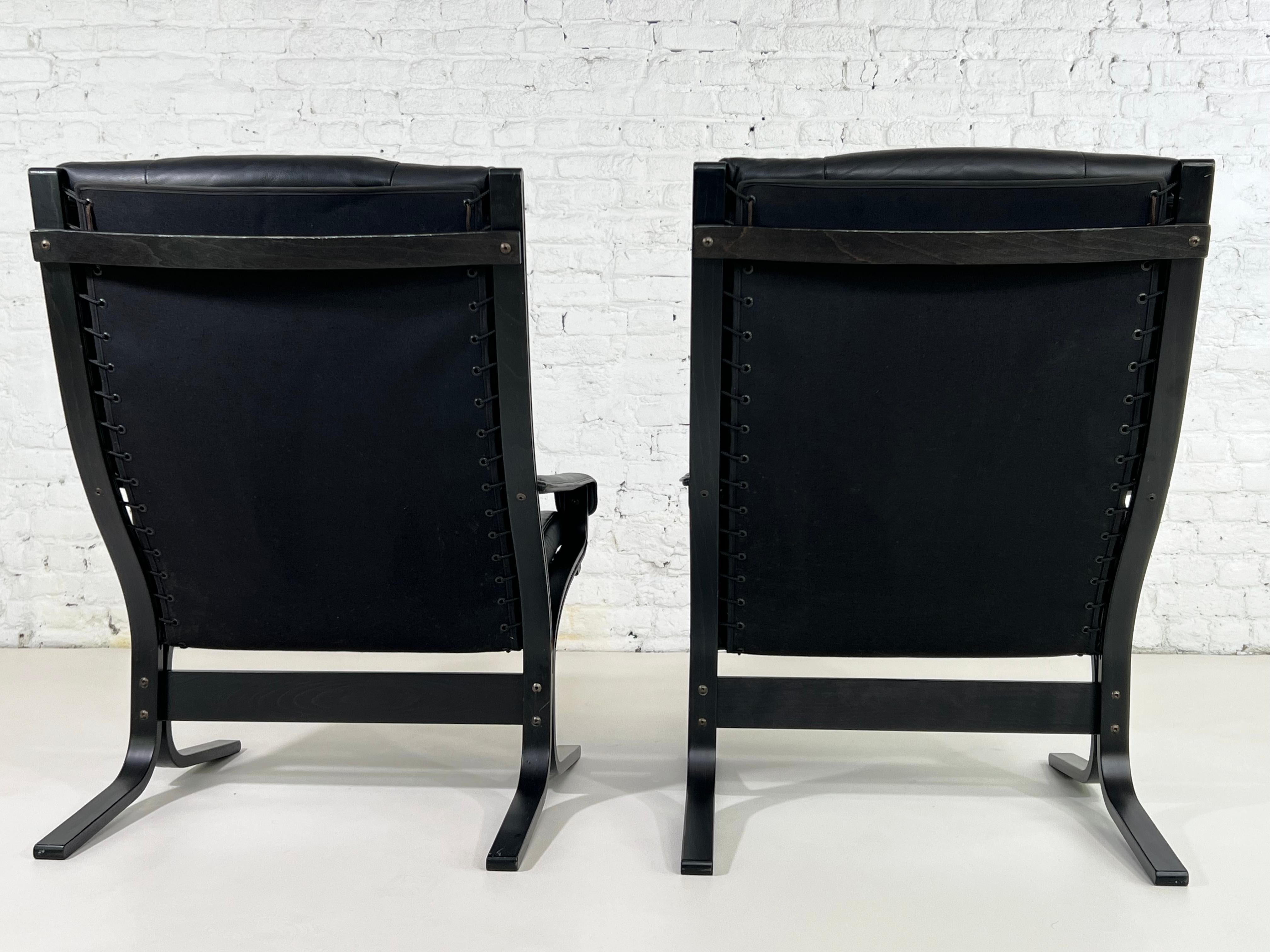 1960s Scandinavian Ingmar Relling Design Pair of Siesta Model Black Chairs In Good Condition In Tourcoing, FR