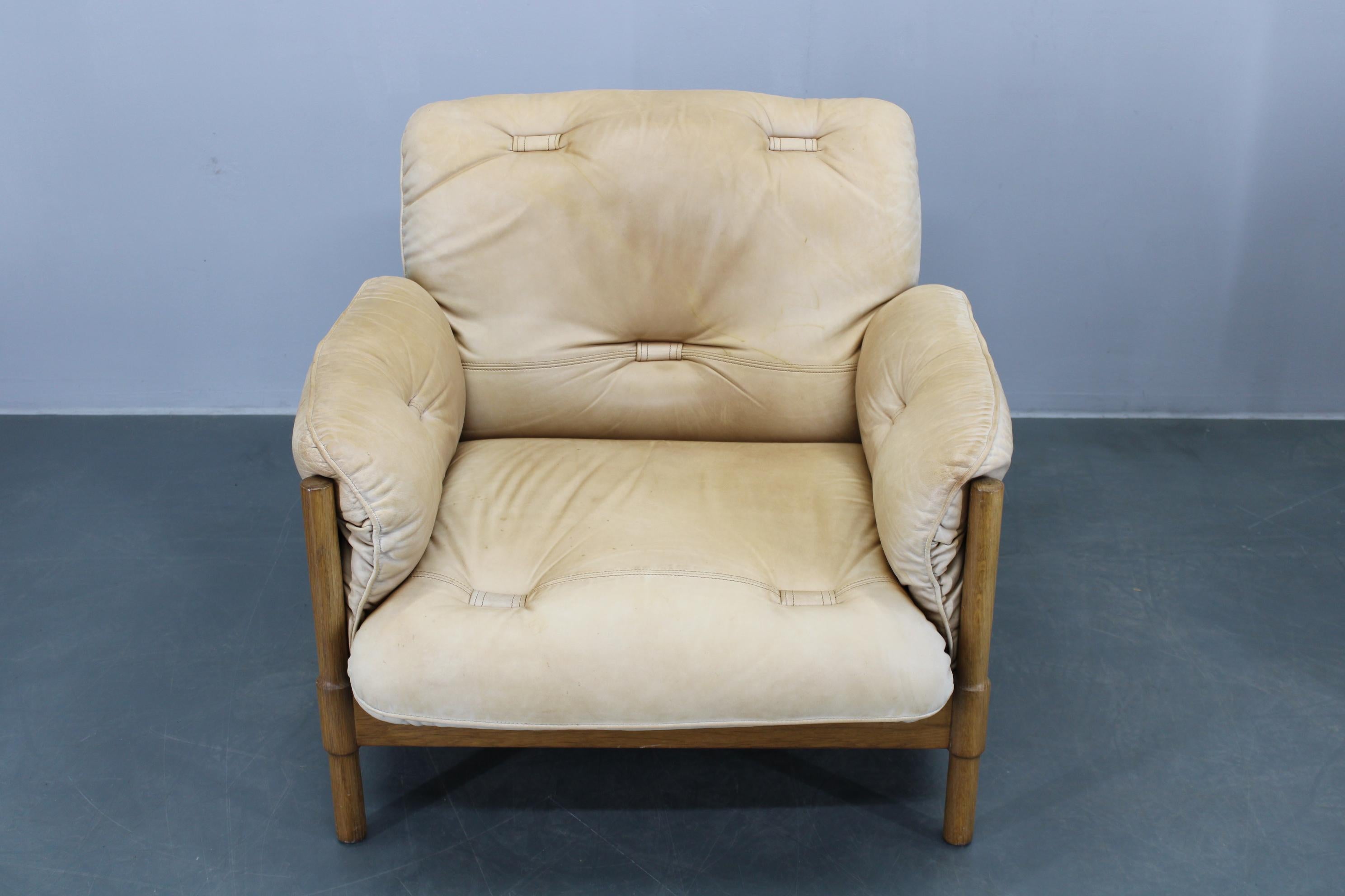 1960s Scandinavian Living Room Set of Sofa and Armchairs in Leather Uphostestery 5