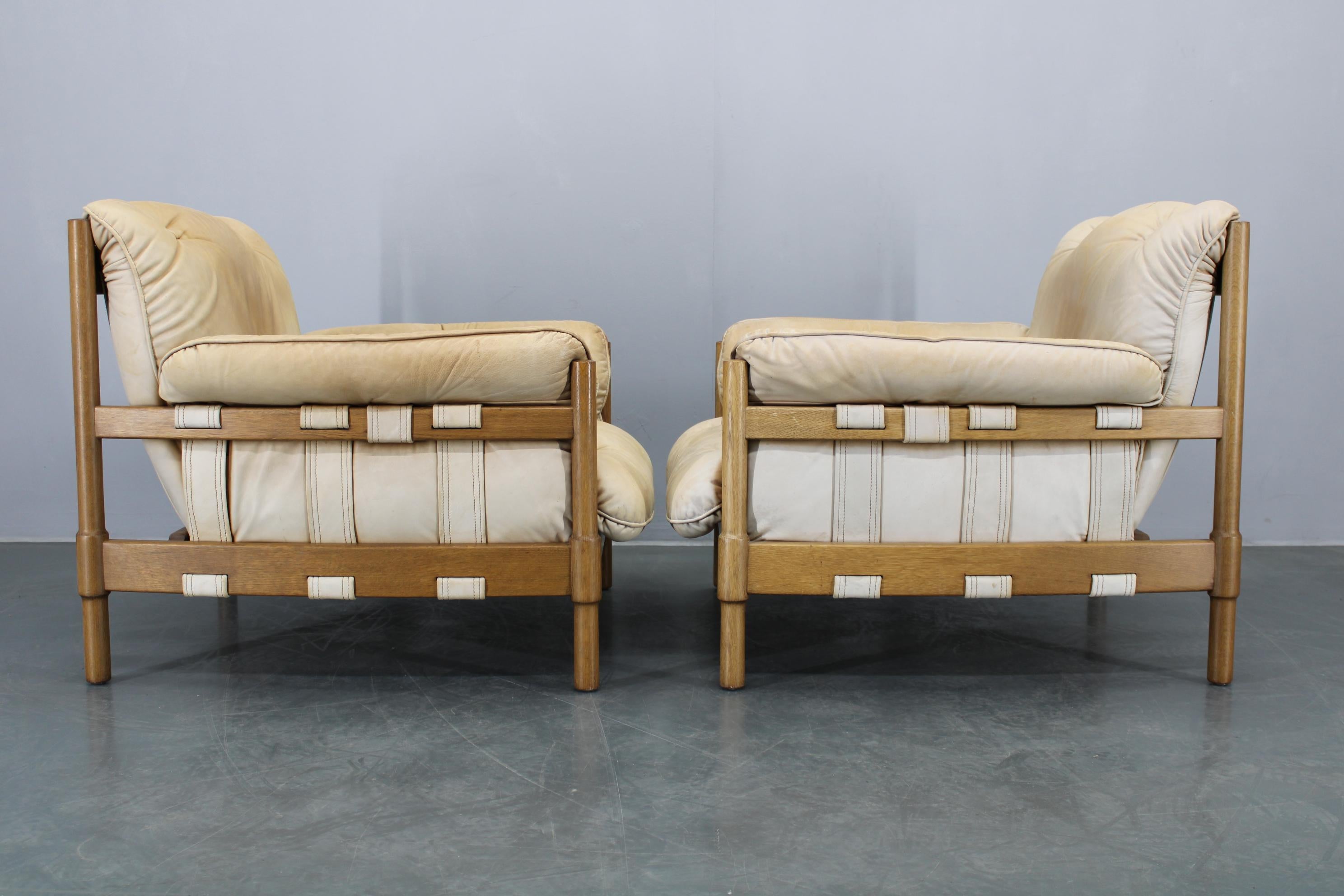 1960s Scandinavian Living Room Set of Sofa and Armchairs in Leather Uphostestery 4