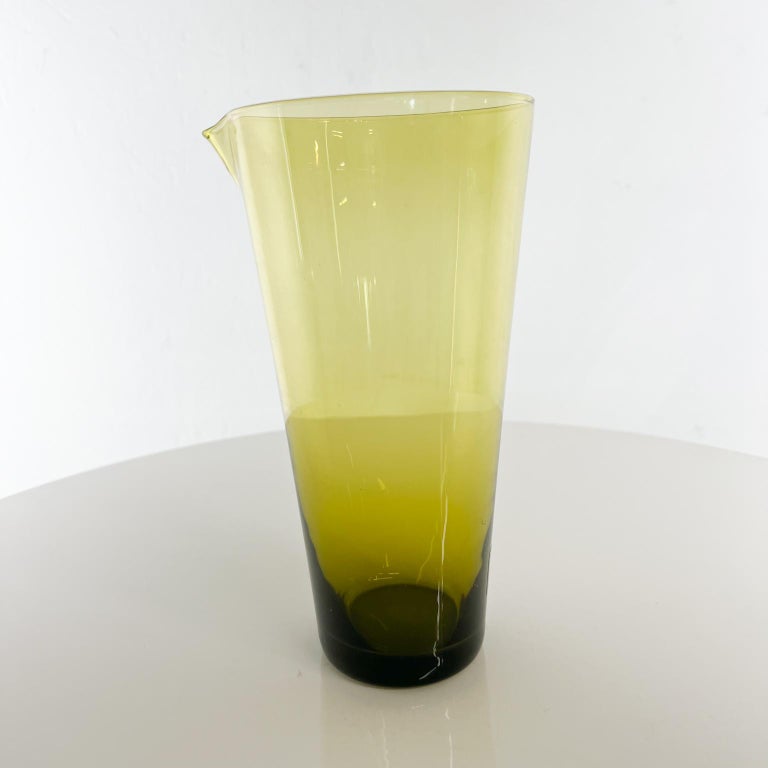 1960s Scandinavian Modern Juice Carafe Green Glass Iittala Finland For Sale 5