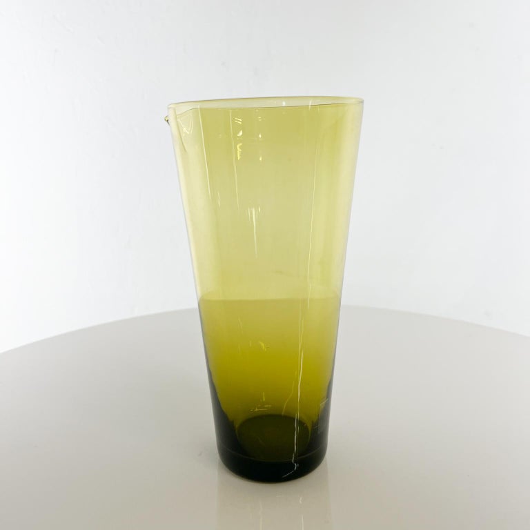 1960s Scandinavian Modern Juice Carafe Green Glass Iittala Finland For Sale 6