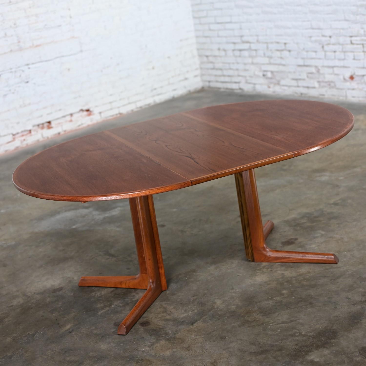 1960er Jahre Skandinavische Moderne Gudme Mobelfabrik Teakholz Ausziehbarer Esstisch im Angebot 5