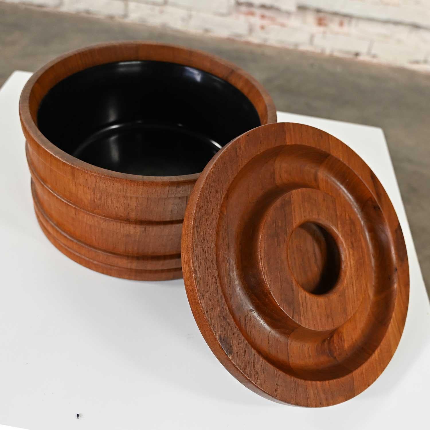 1960s Scandinavian Modern Jens Quistgaard for Dansk Designs Teak Ice Bucket For Sale 1