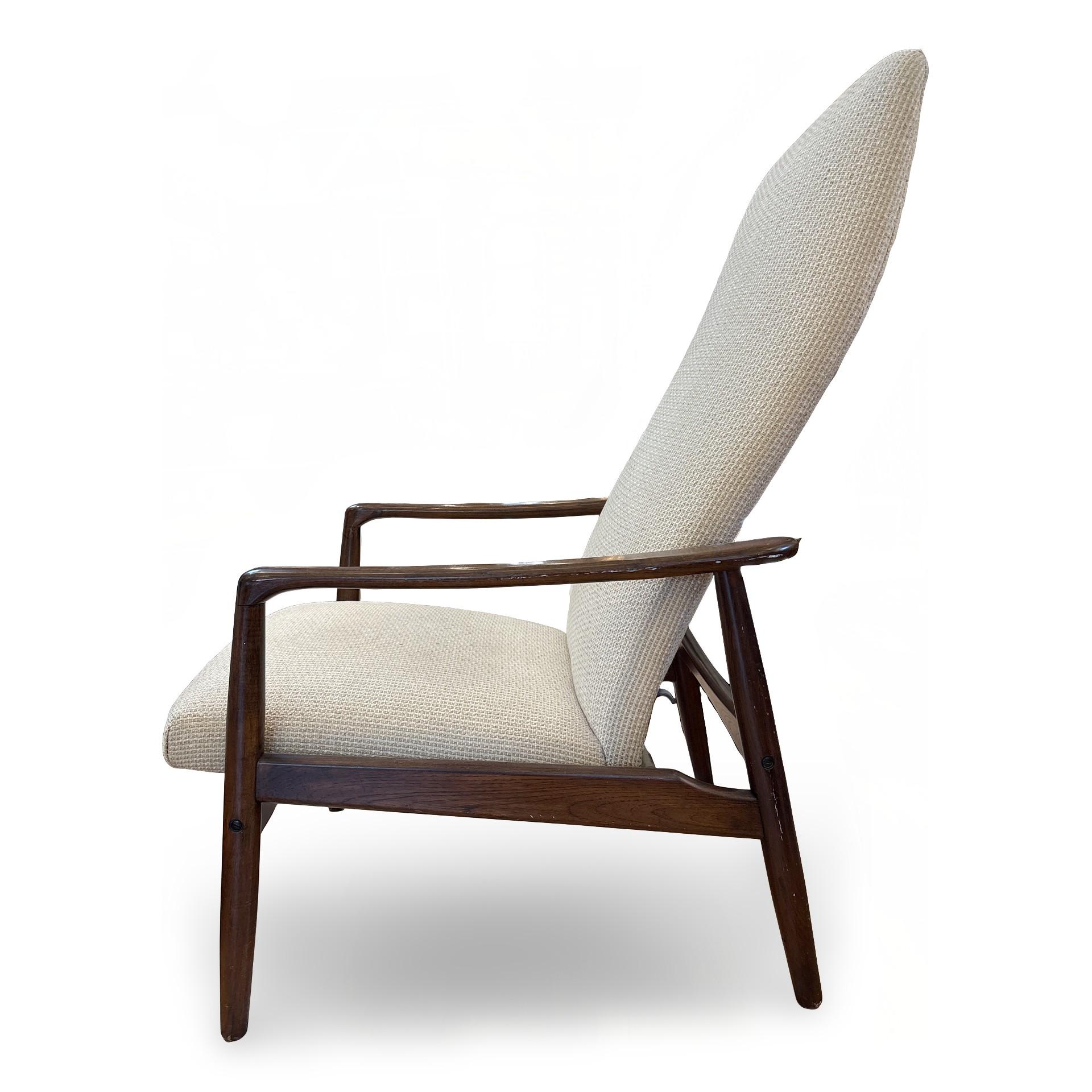 The Modern Scandinavian 1960s Liegesessel mit Ottomane (Stoff) im Angebot