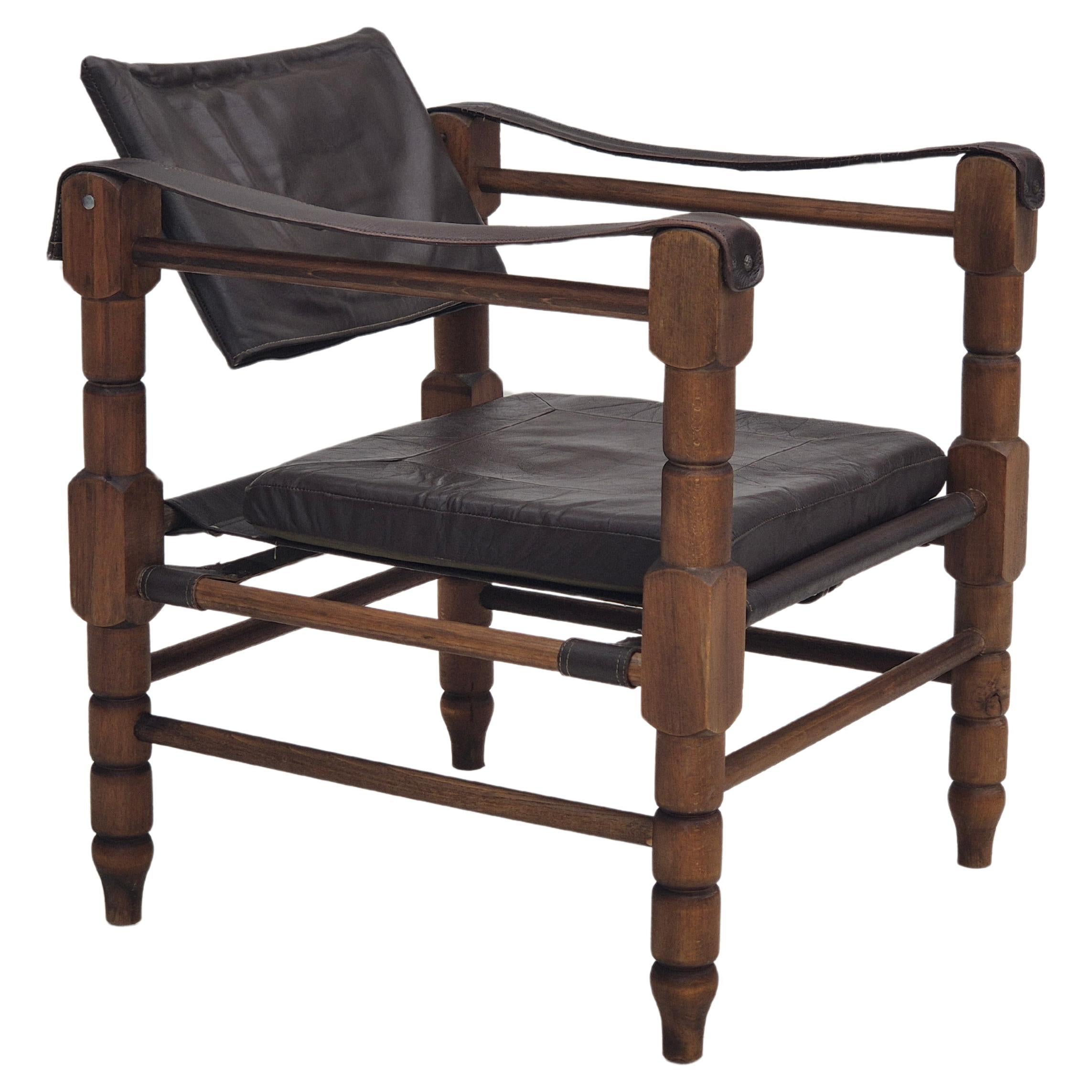 1960s, Scandinavian "Safari" lounge chair, original condition, leather, beech. For Sale