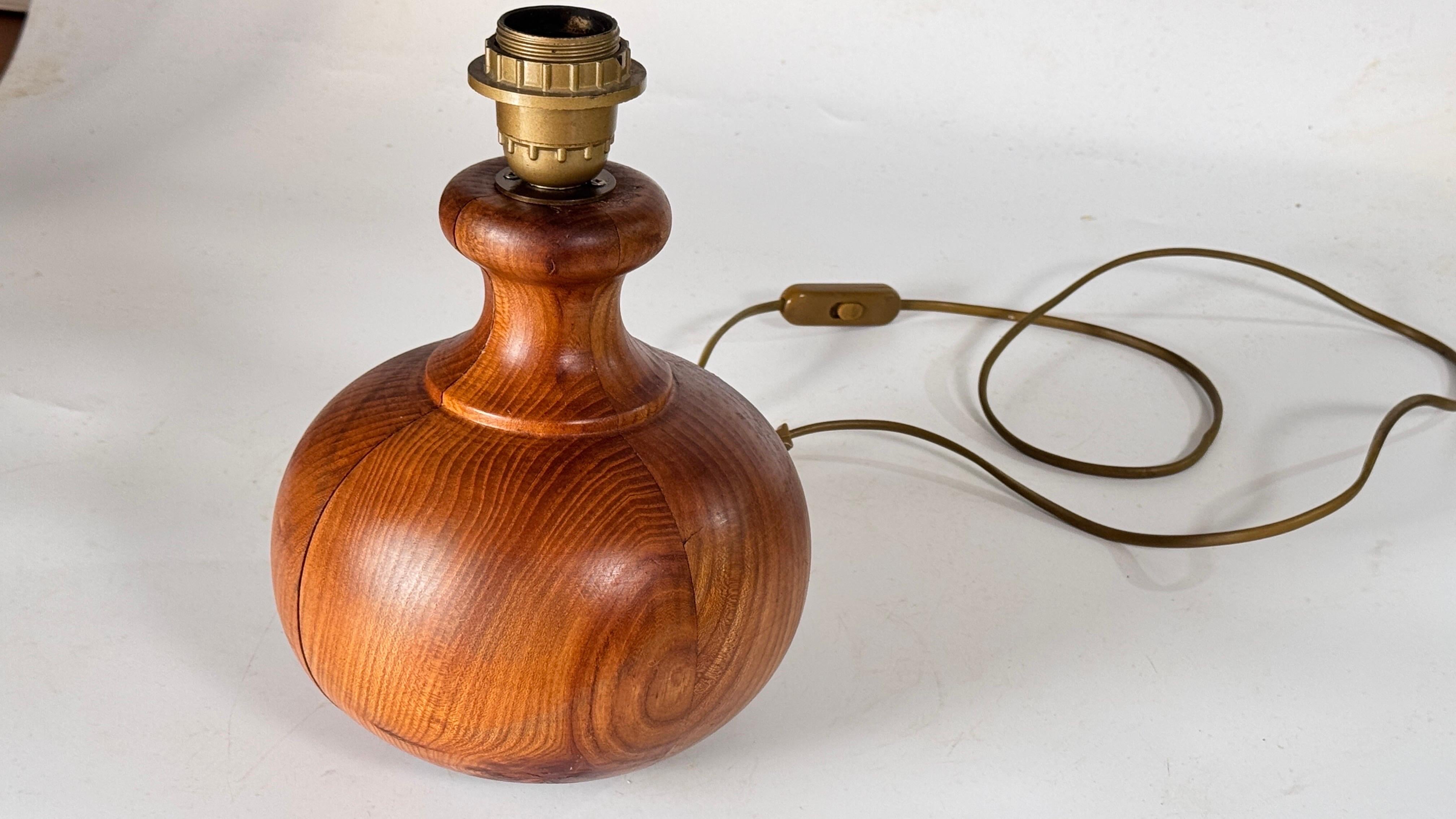 Scandinavian Modern 1960s Scandinavian Solid Wood Table Lamp, Rustic & Elegant Design For Sale