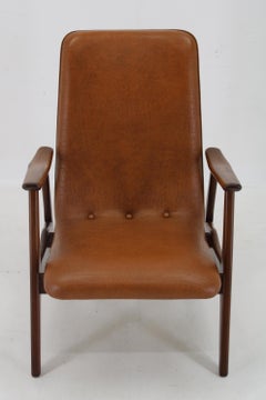 Fauteuil scandinave en teck des années 1960 en similicuir