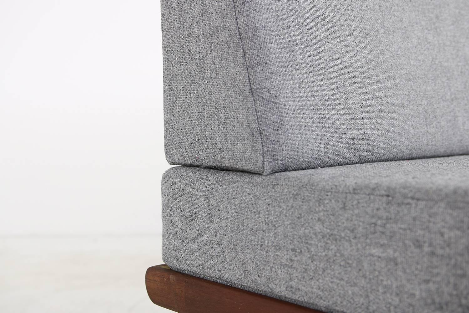 Tissu Méridienne scandinave en teck des années 1960 Tove & Edvard Kindt Larsen pour Gustav Bahus en vente