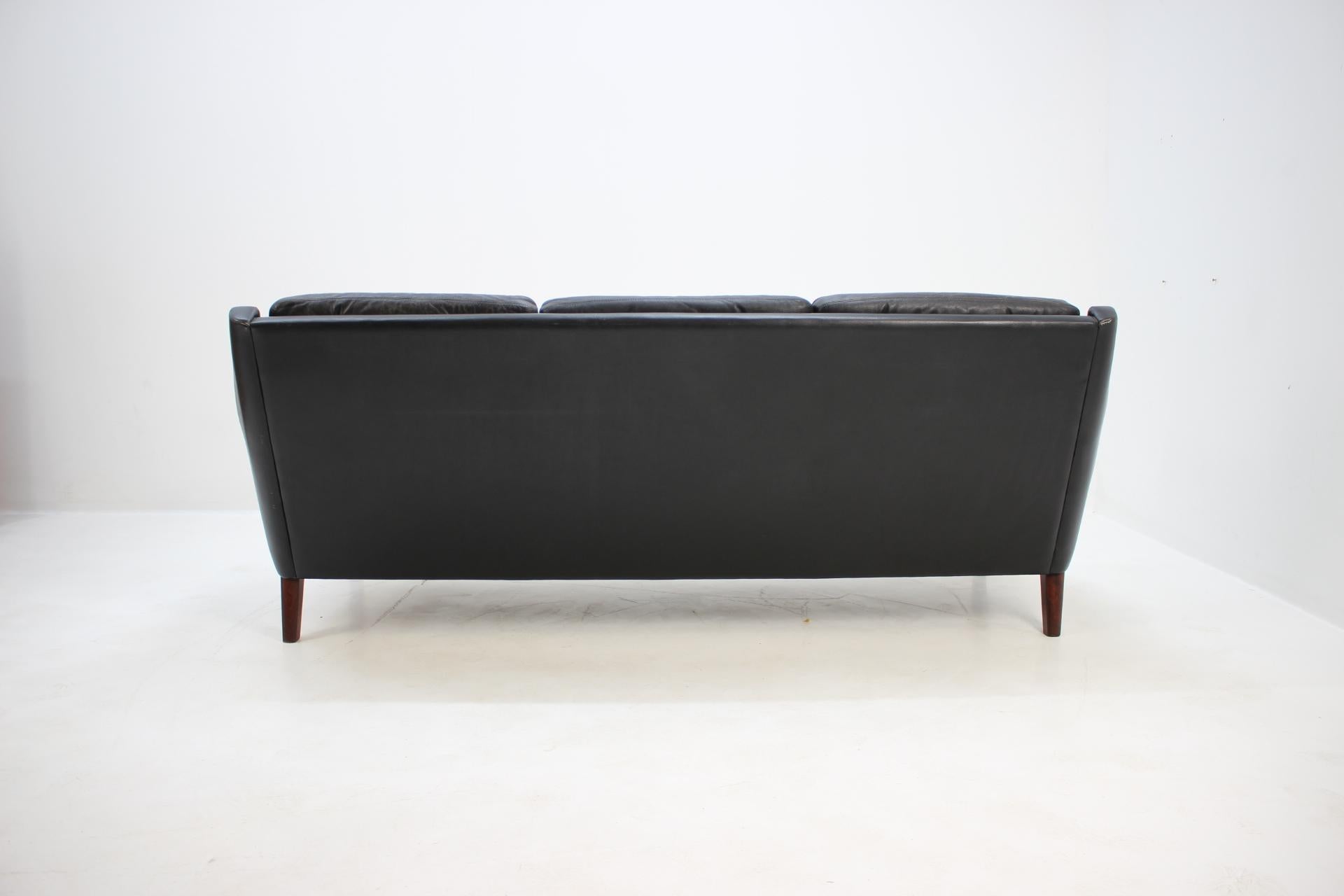 1960s Scandinavian Three-Seat Sofa in Black Leather 2