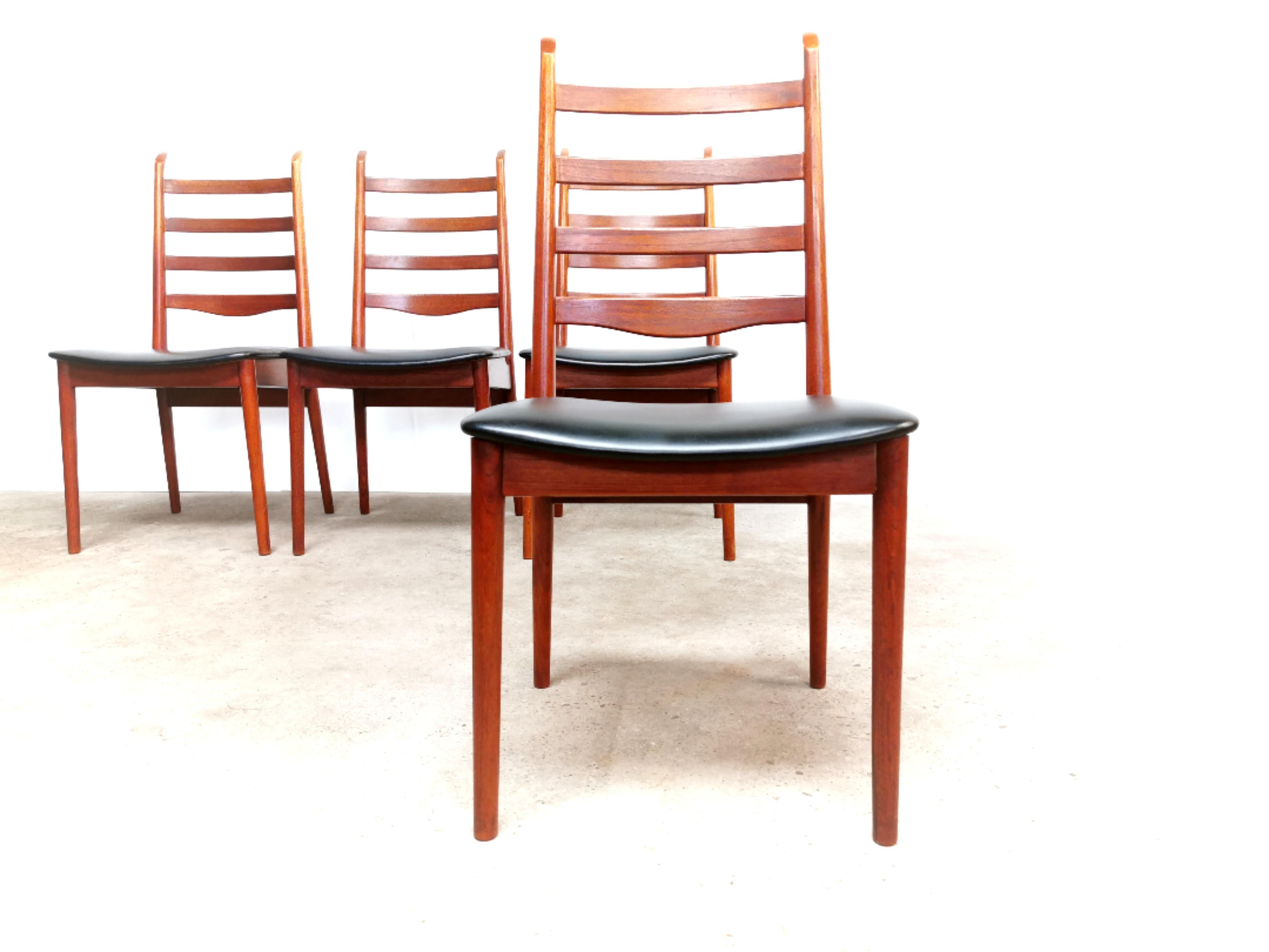 20th Century 1960s Scantic Mobelvaerk Danish Antler Teak Dining Chairs Midcentury Vintage For Sale