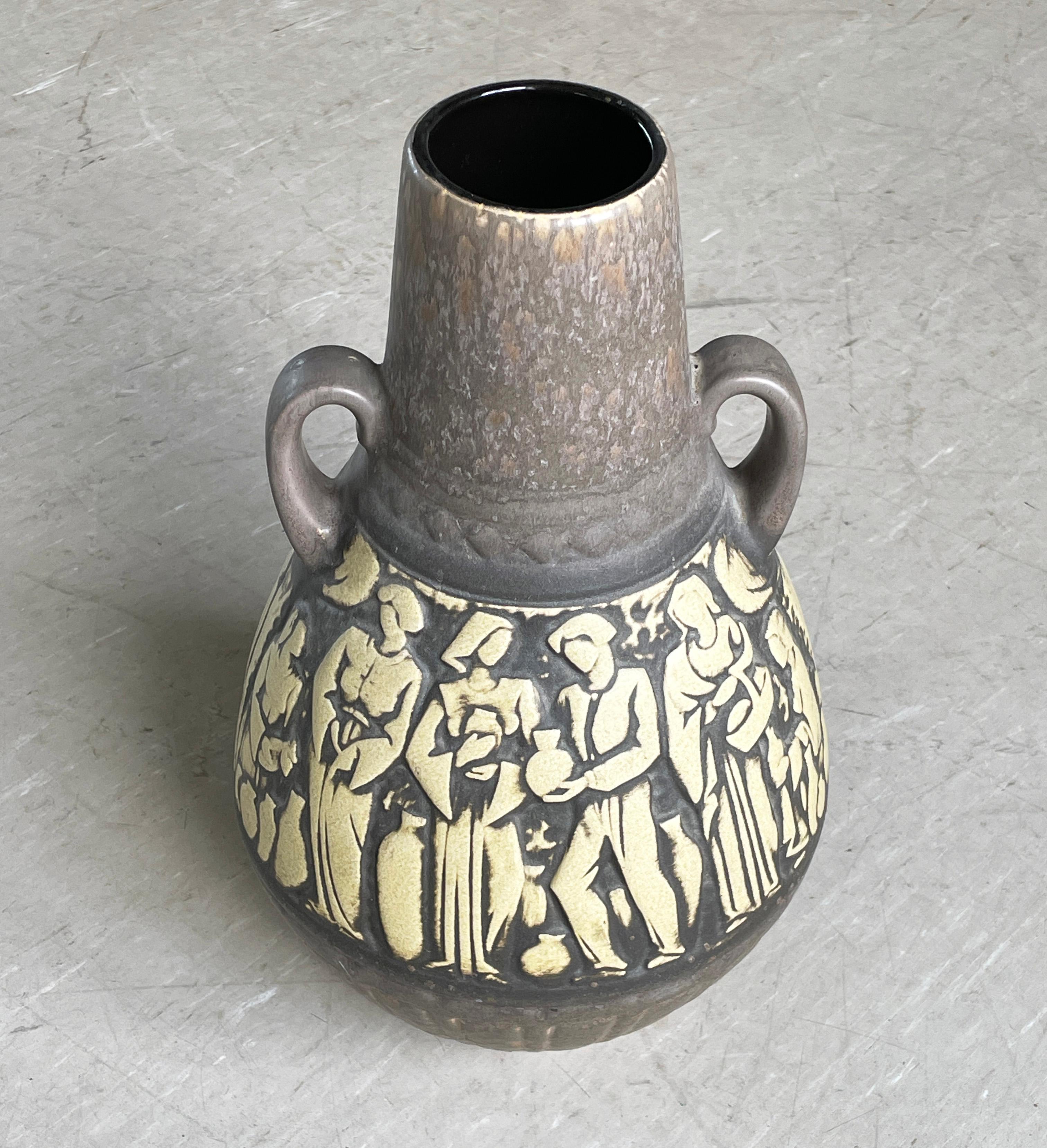 1960’s Scheurich Keramik West German Ceramic 'Market Life' Floor Vase For Sale 5