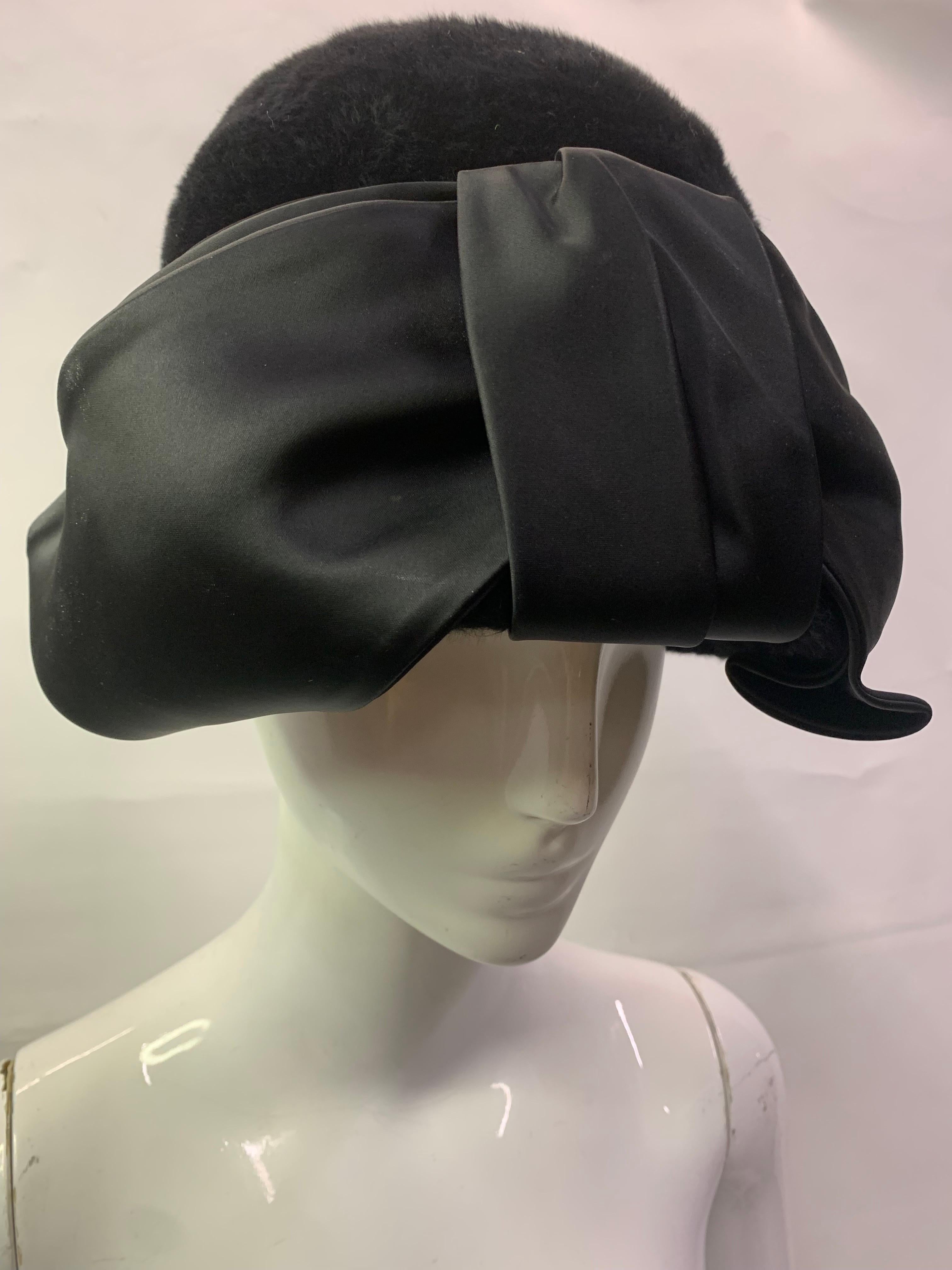 1960s Schiaparelli Black Wool Felt Cloche Hat w Huge Silk Bow At Front  4