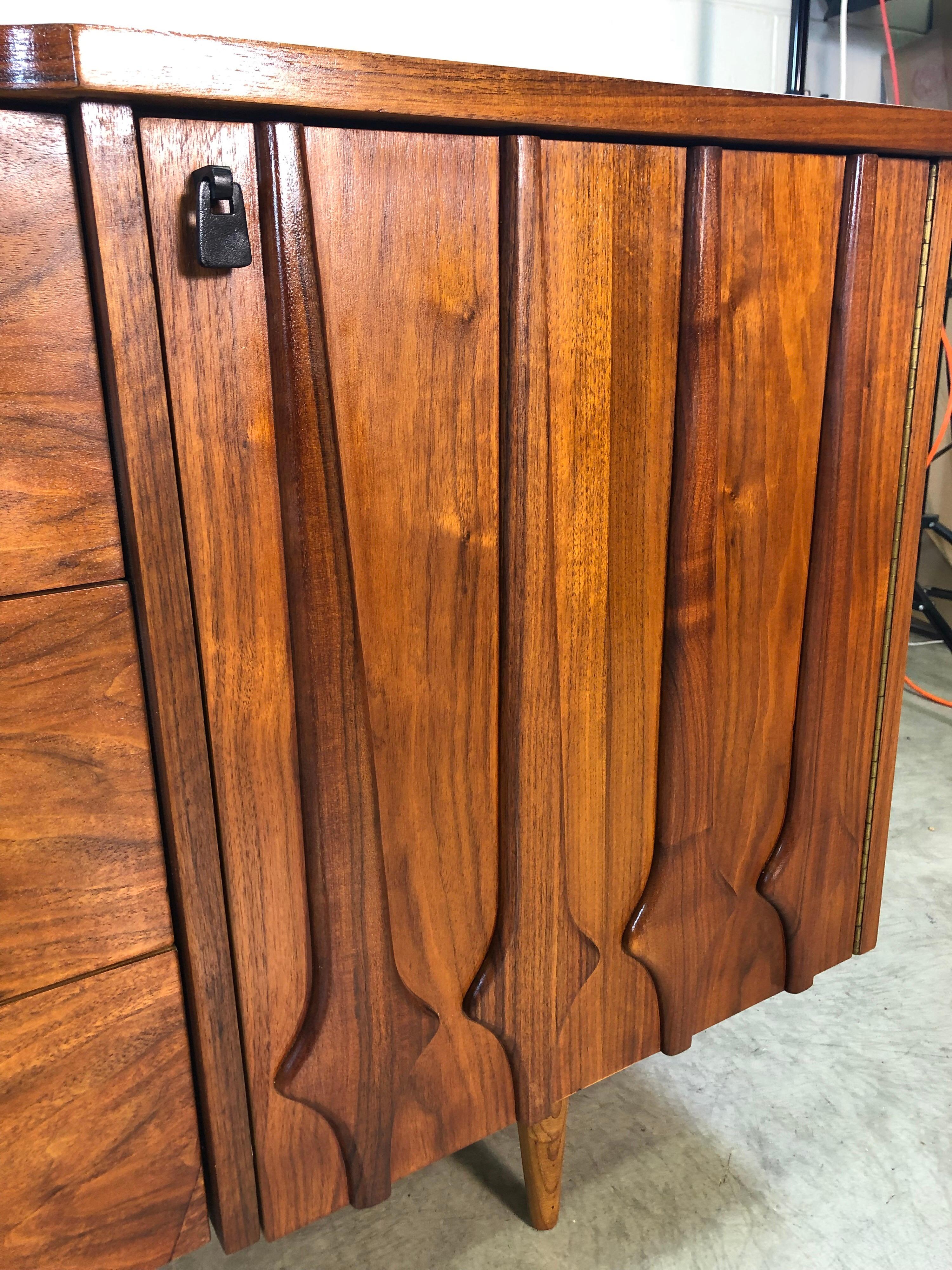 1960s Sculpted Walnut Long Nine Drawer Dresser For Sale 8