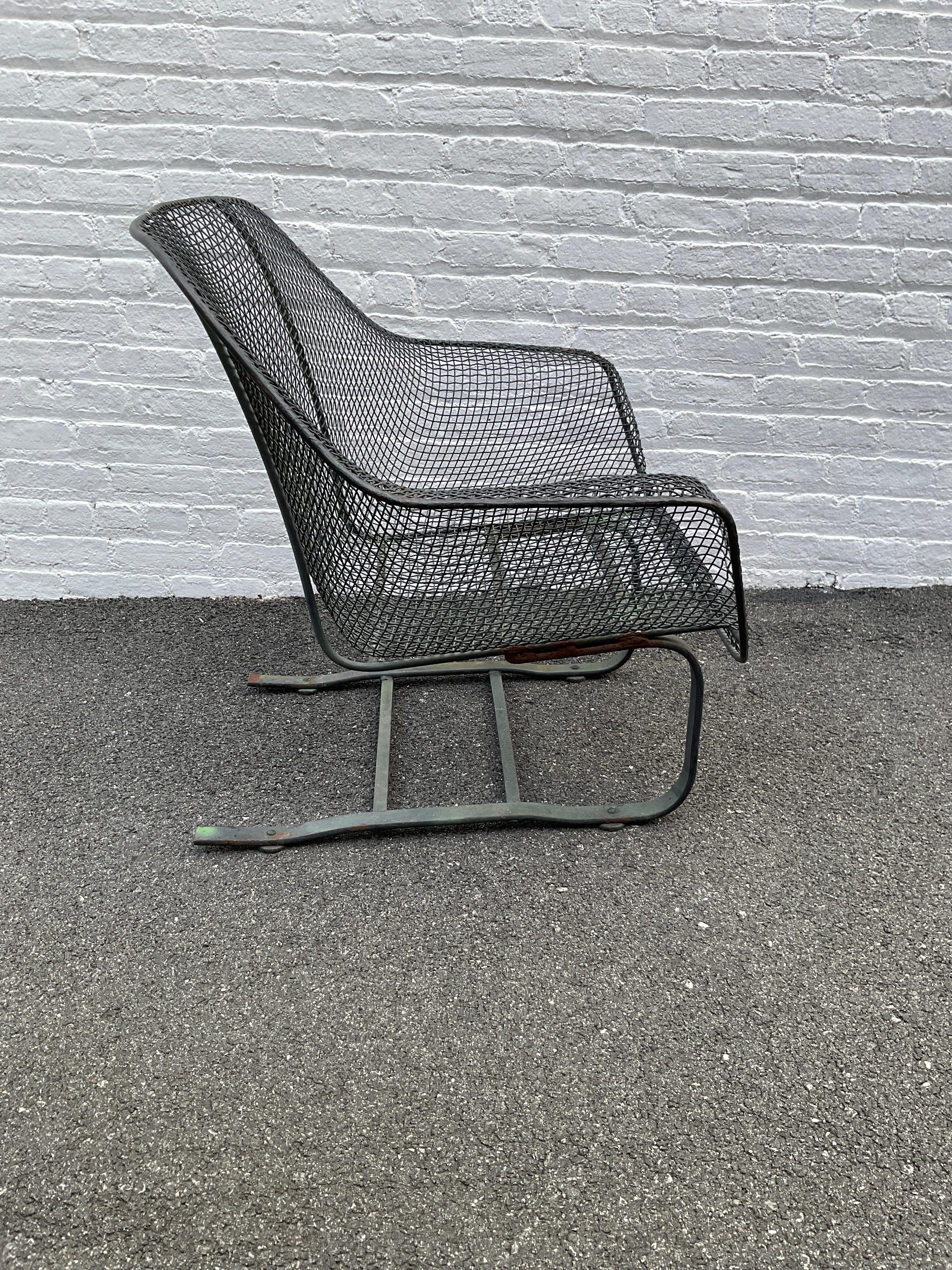 Iron 1960s Sculptura Spring Chair For Sale
