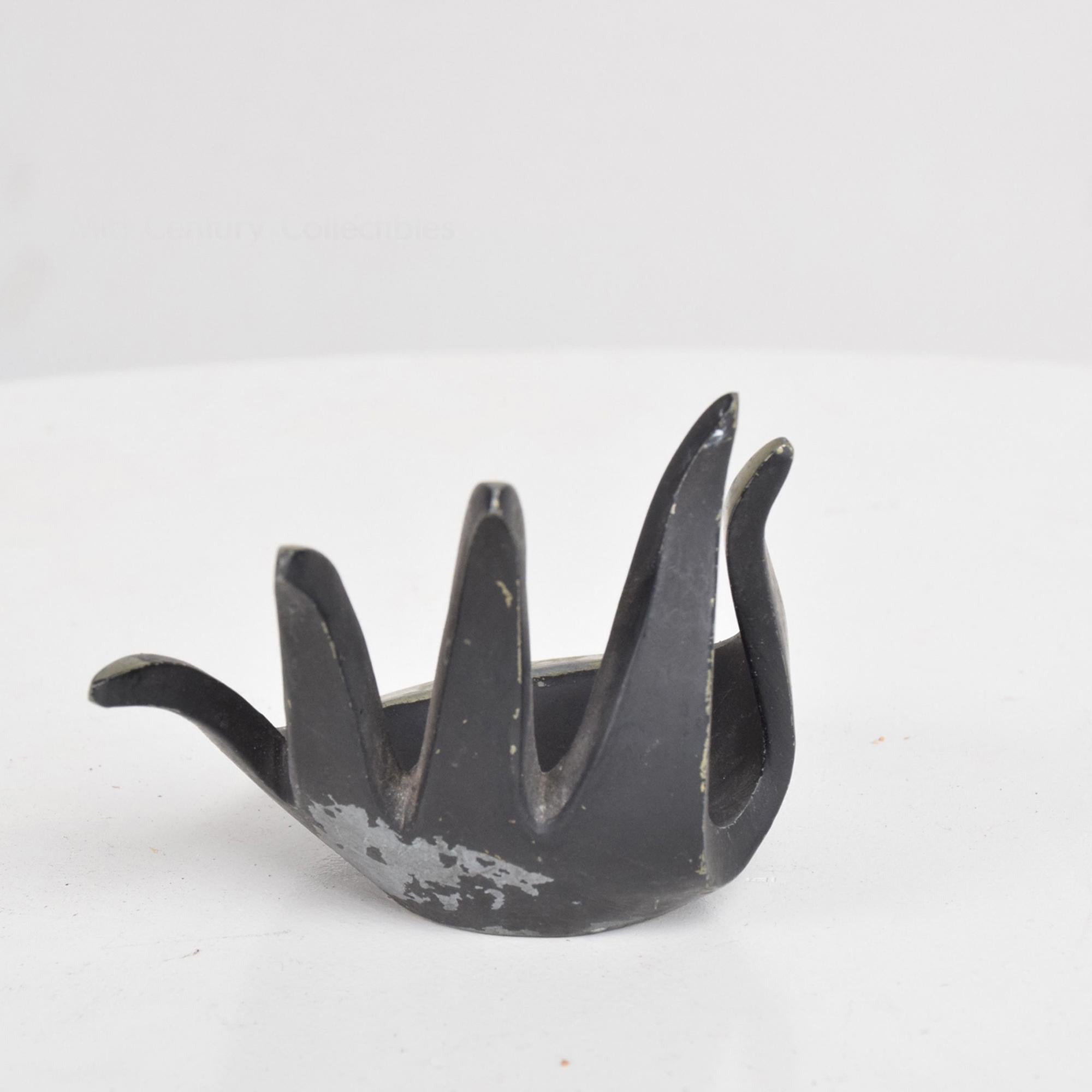 American 1960s Sculptural Abstract Hand Form ASHTRAY Dish after Modernist Walter BOSSE 