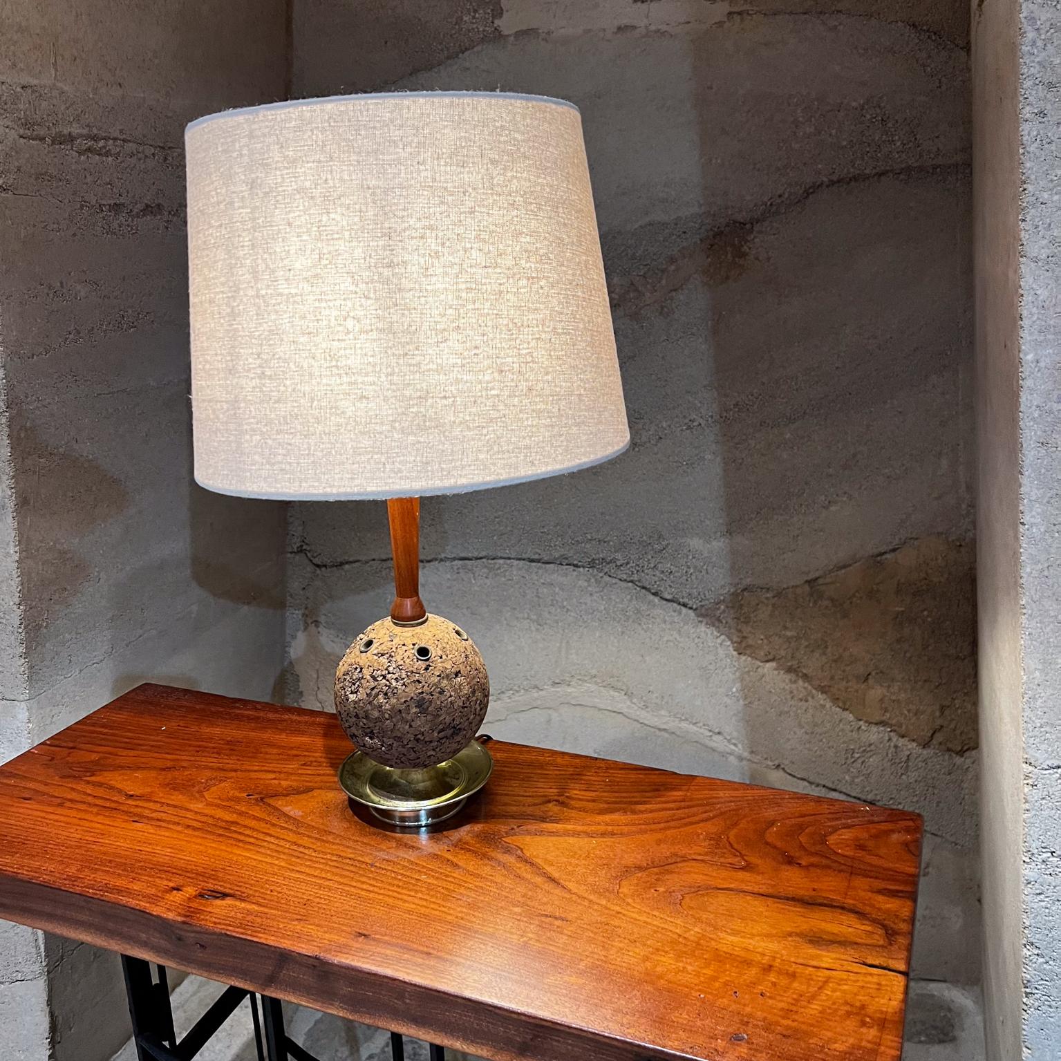 American 1960s Sculptural Table Desk Lamp Cork and Walnut Laurel Lamp Co For Sale