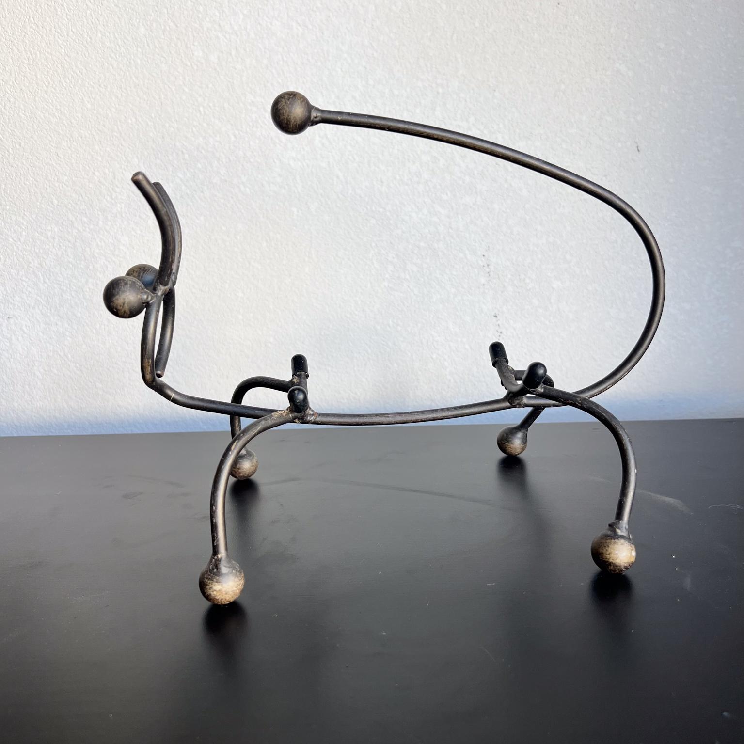 Portabotellas de hierro de animales abstractos de los años 60 en Bueno estado para la venta en Chula Vista, CA