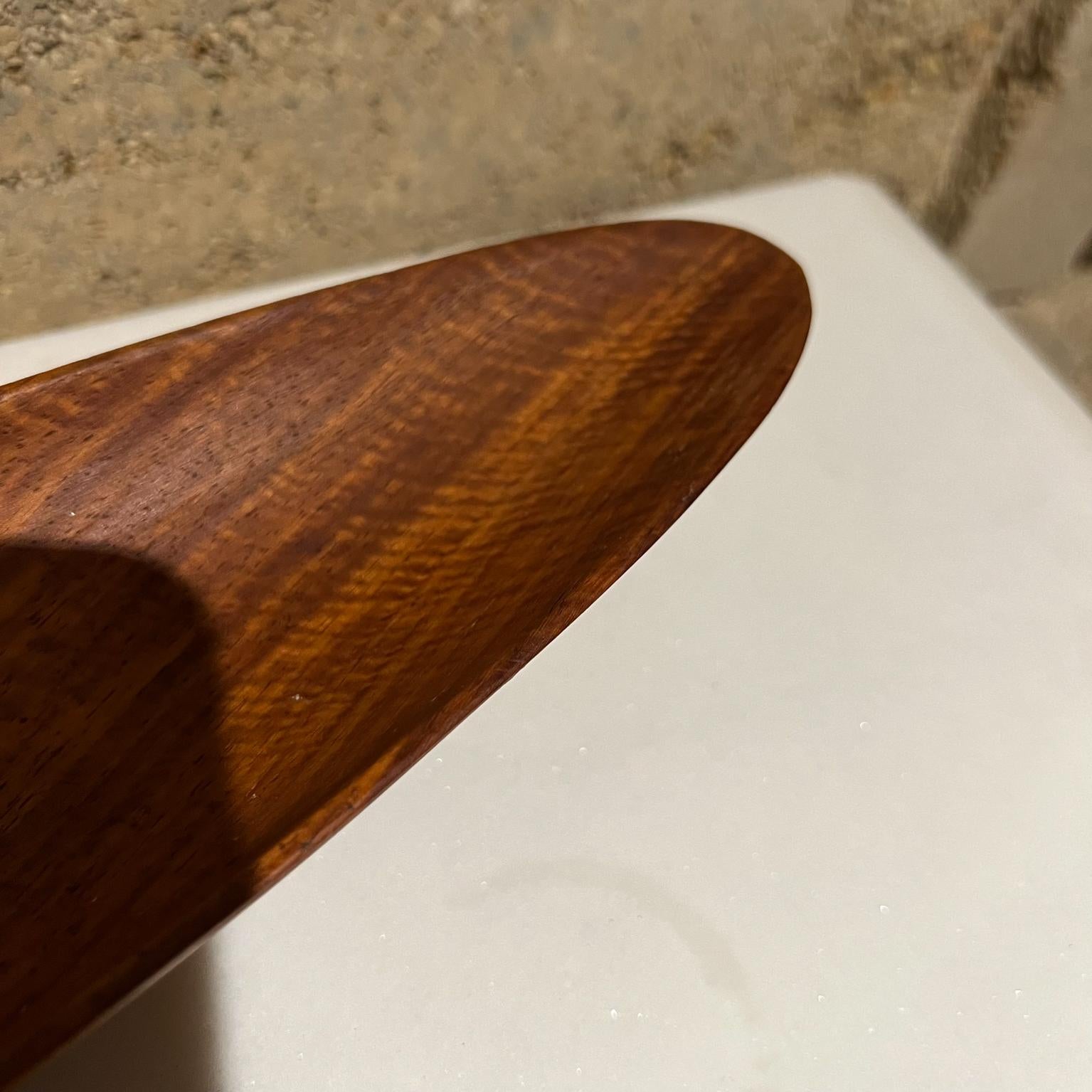 Mid-20th Century 1960s Sculptural Modern Long Canoe Bowl Serving Dish Style Jens Quistgaard